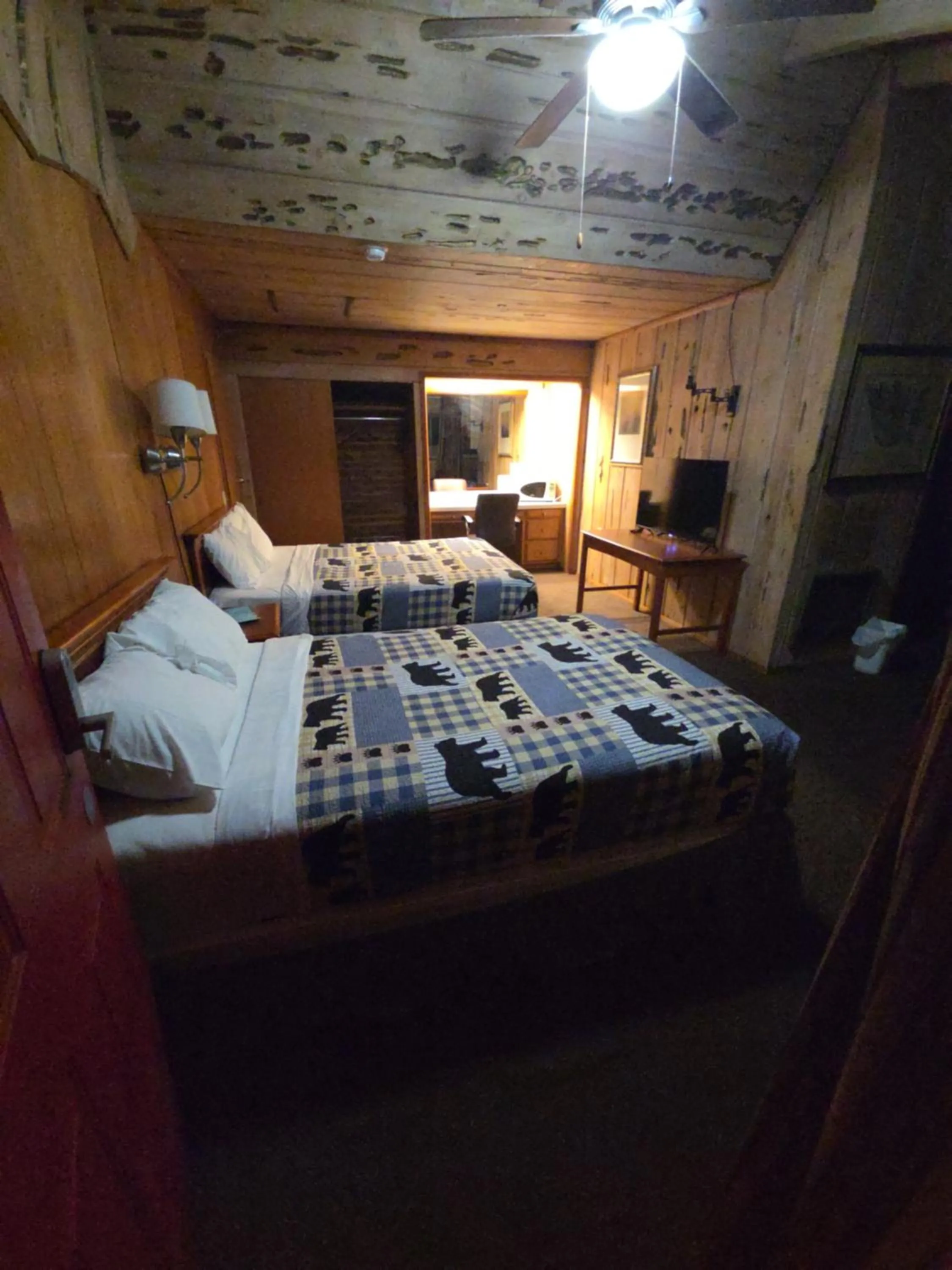 Bigfoot Motel
