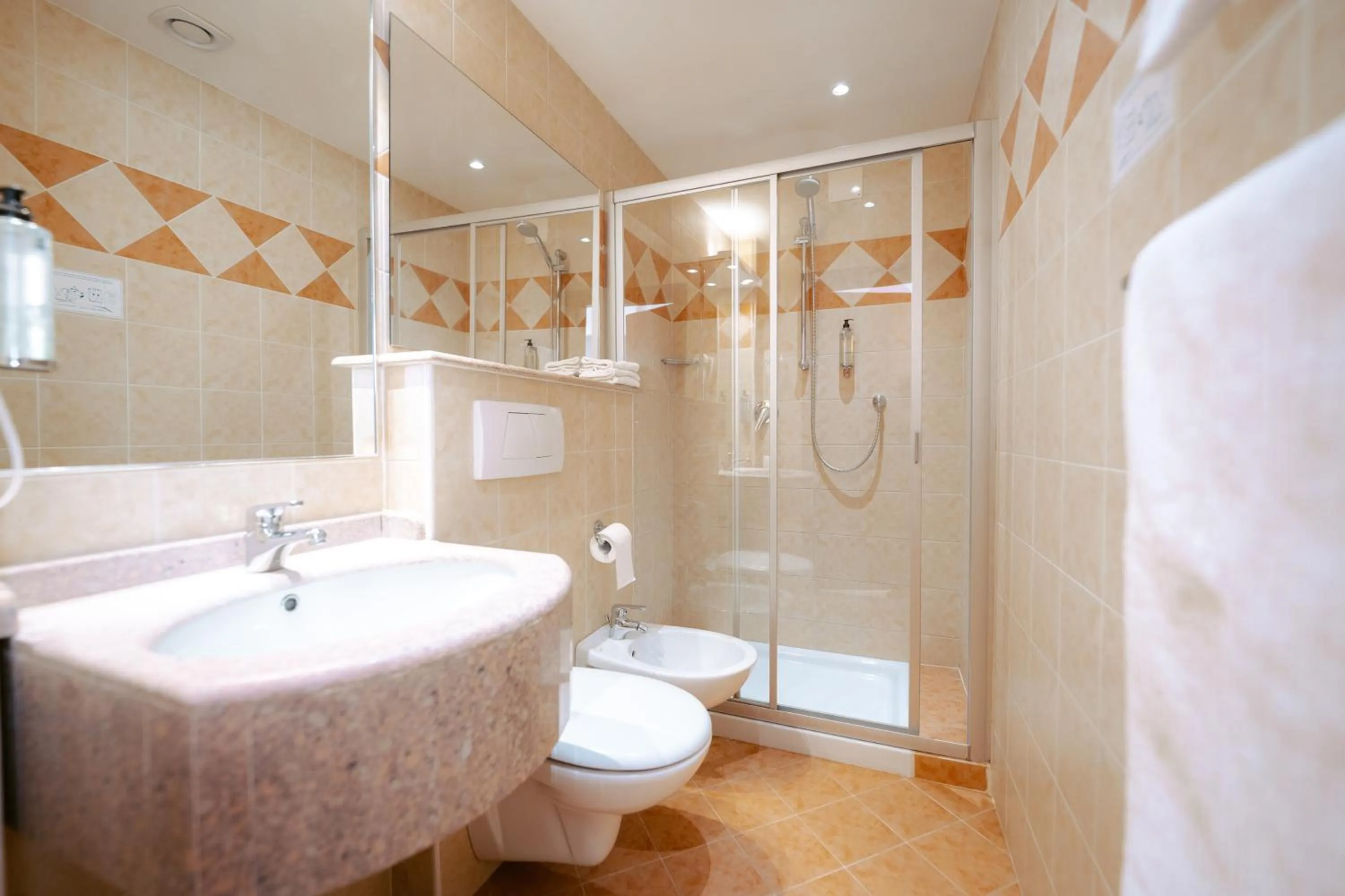 Bathroom in Hotel Everest