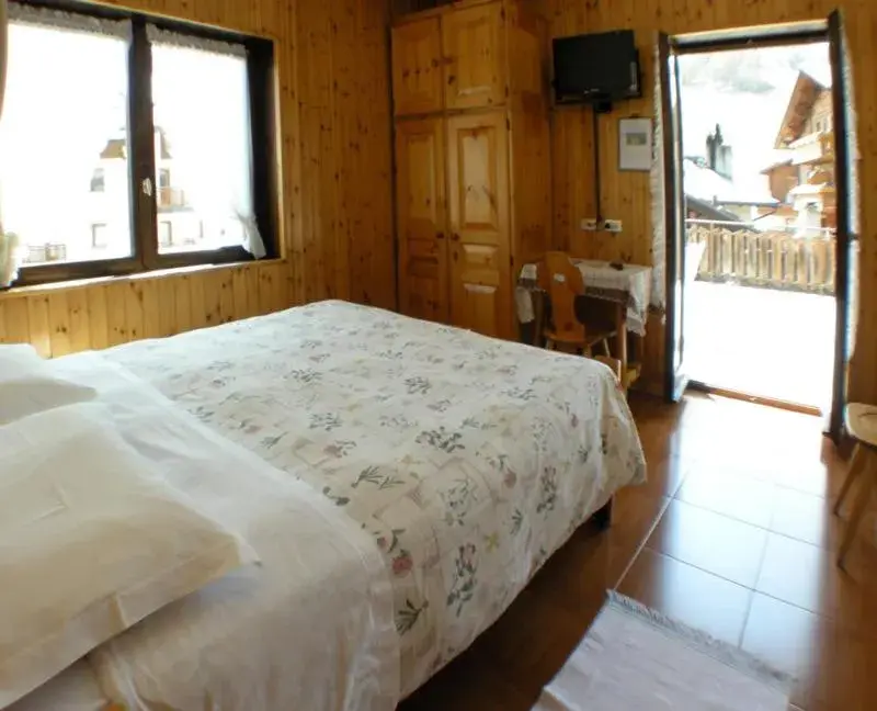 Double or Twin Room with Balcony in Hotel Federia Double or Twin Room with Balcony in Hotel Federia