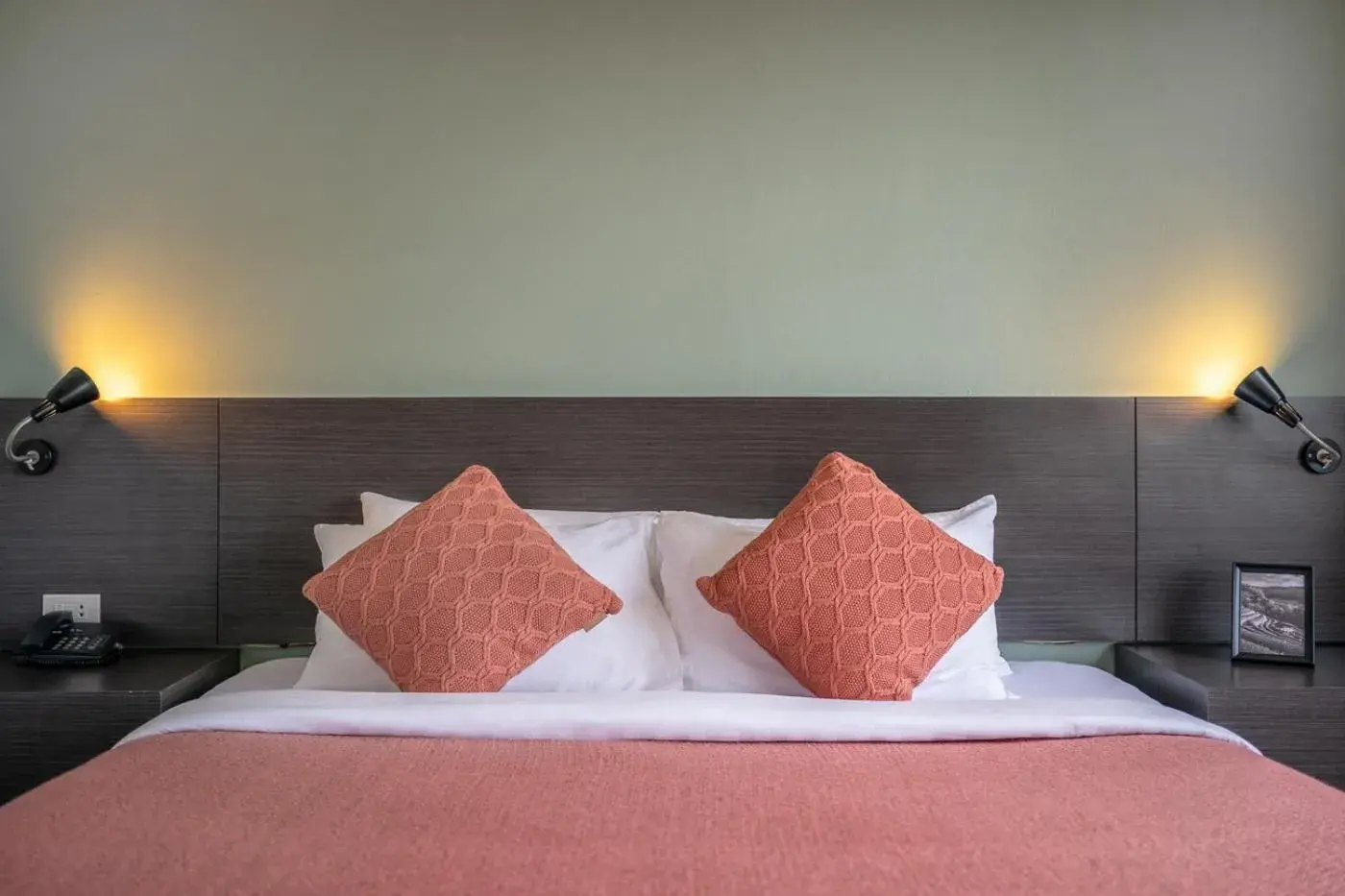 Guests, Bed in I Pavilion Hotel Phuket Guests, Bed in I Pavilion Hotel Phuket