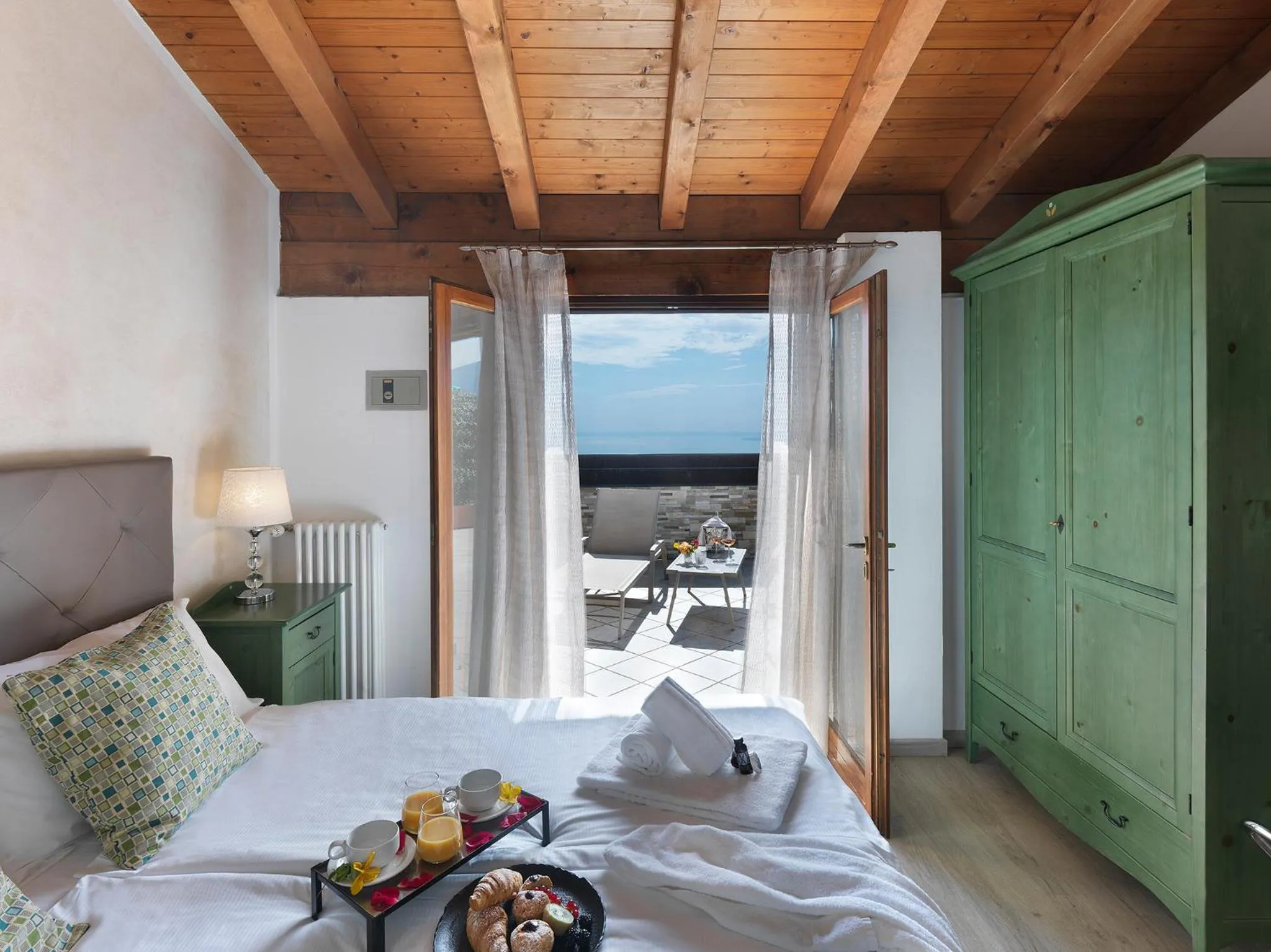 Balcony/Terrace, Bed in Hotel Residence Panorama La Forca, GTSGroup