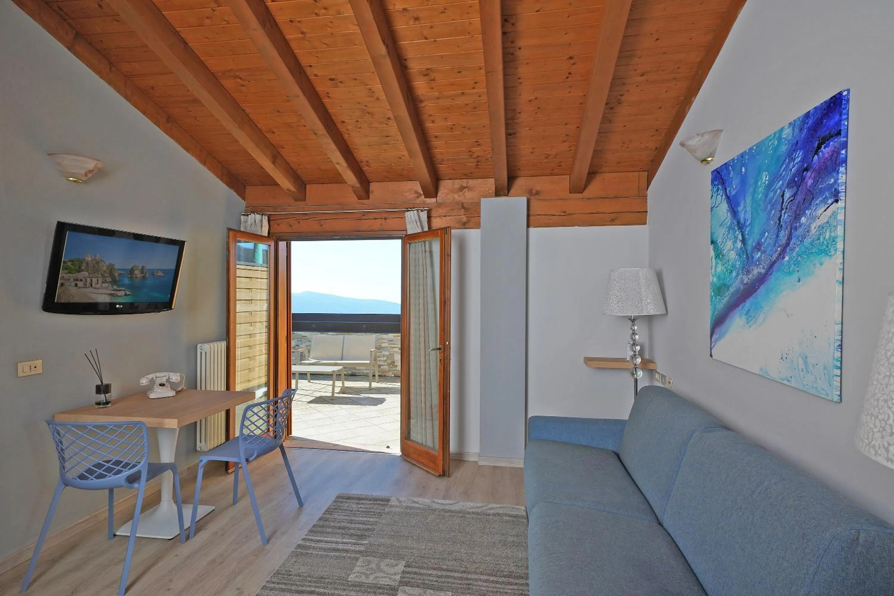 TV and multimedia in Hotel Residence Panorama La Forca, GTSGroup