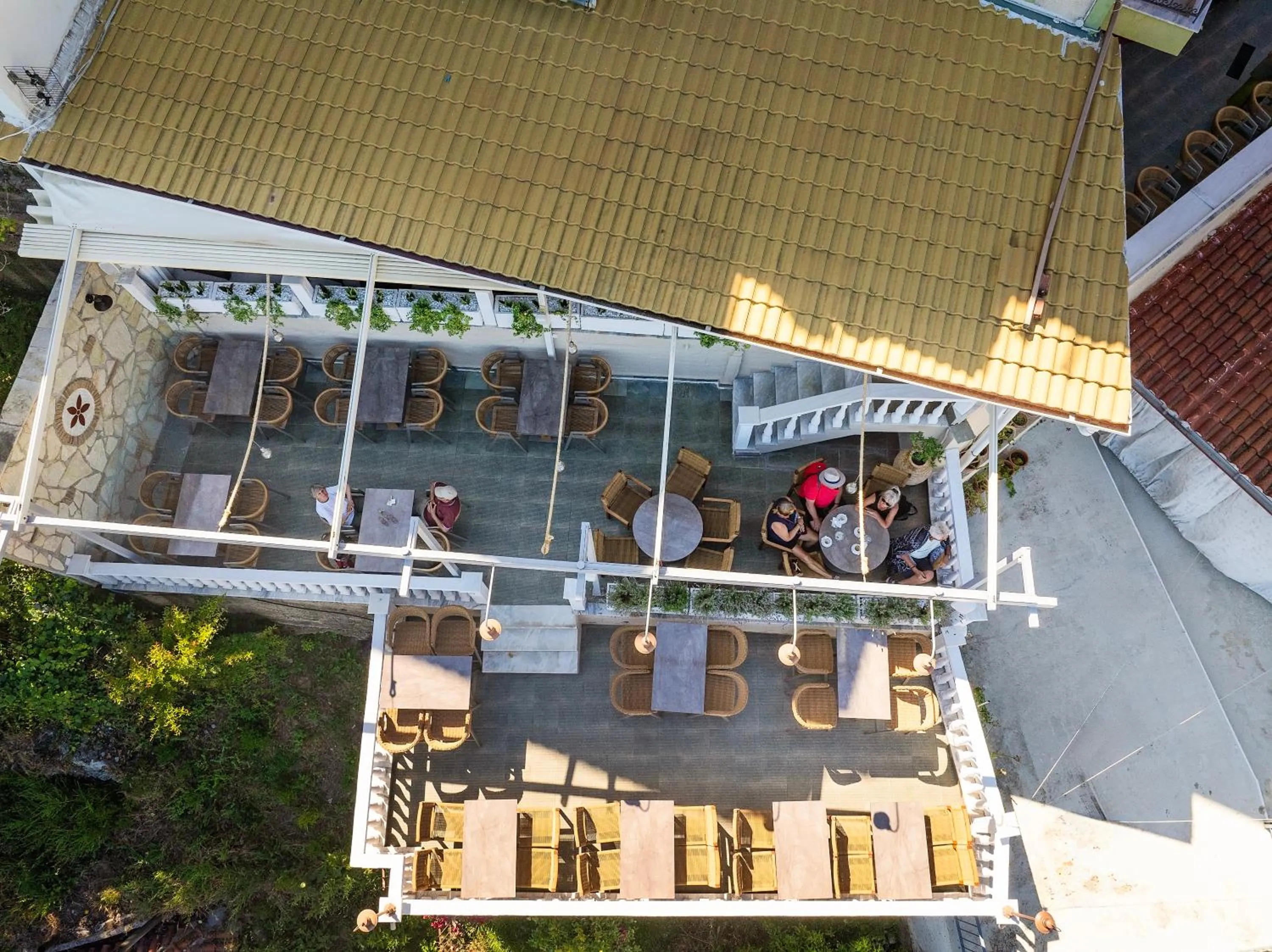 Property building in Avra