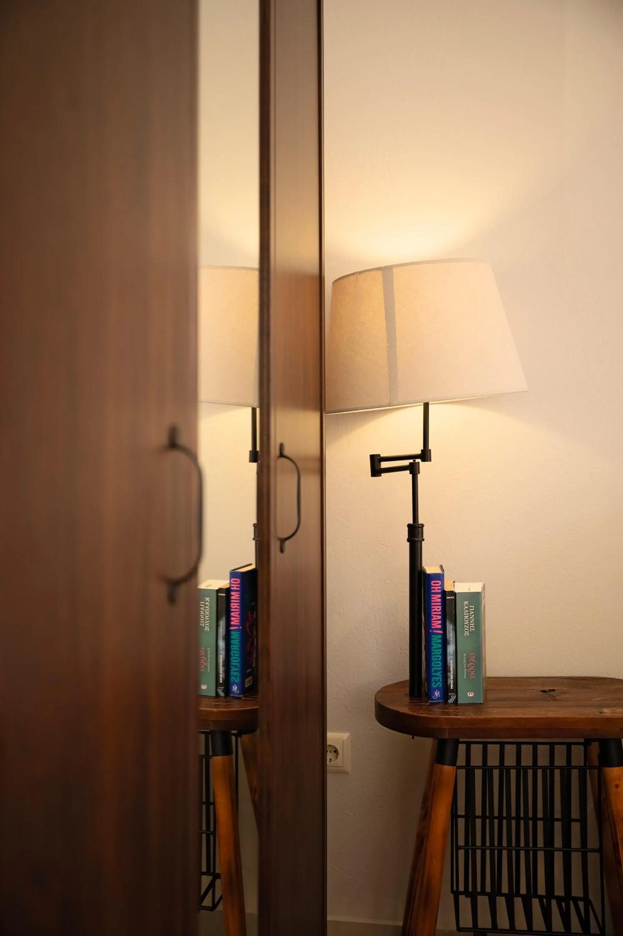 Decorative detail in Avra