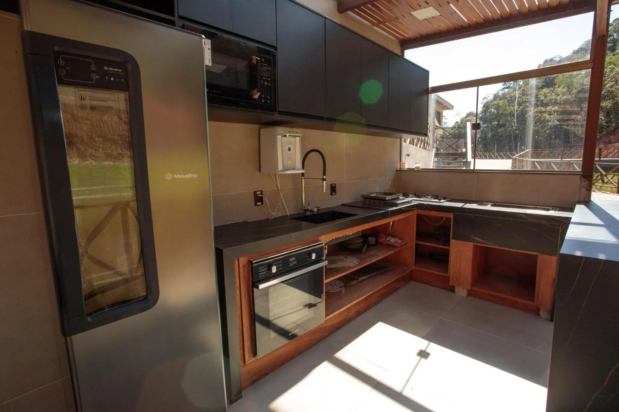 Kitchen or kitchenette in Sítio Cinco Folhas, recanto com vista pra montanha