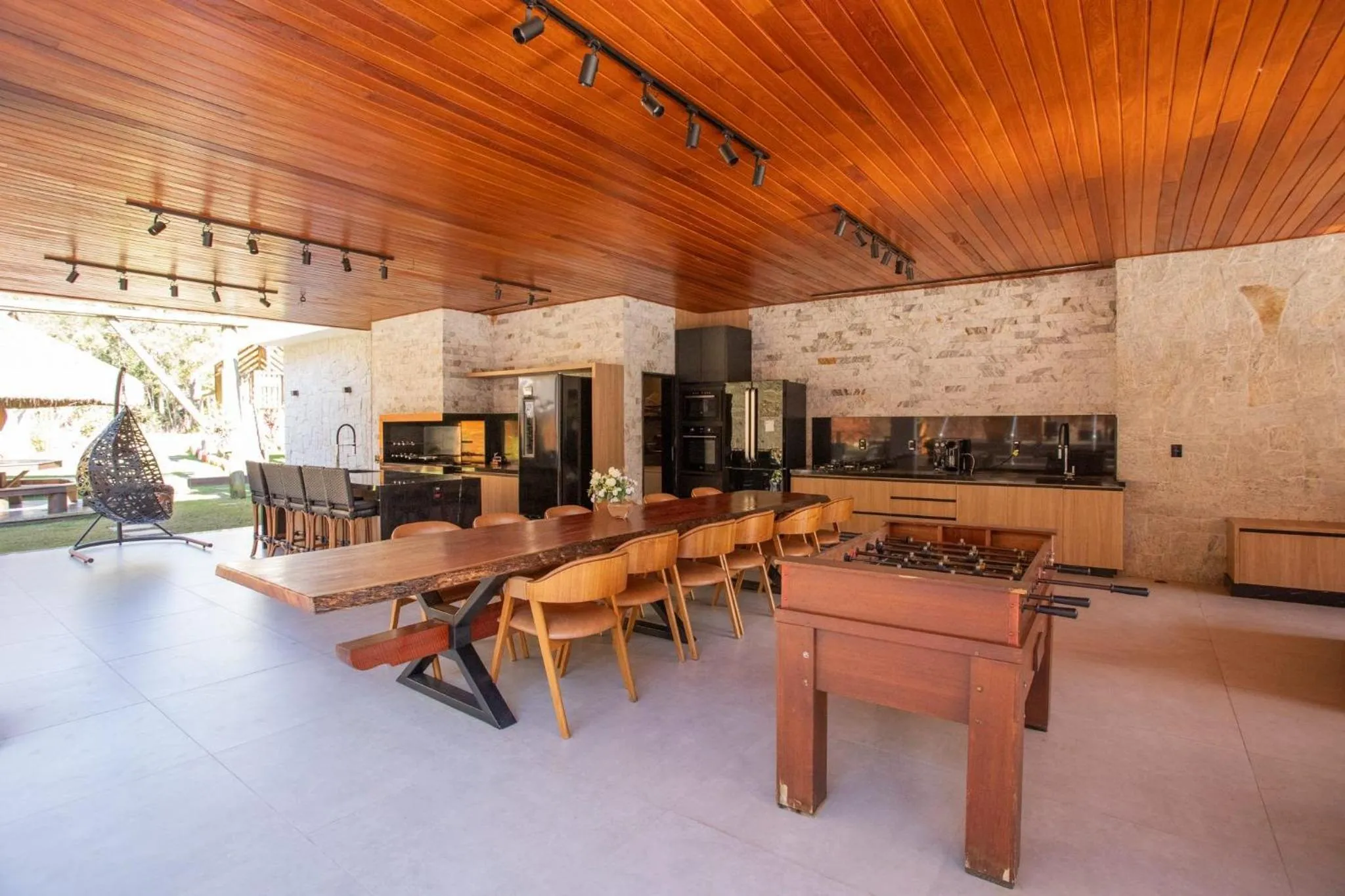 BBQ facilities in Sítio Cinco Folhas, recanto com vista pra montanha