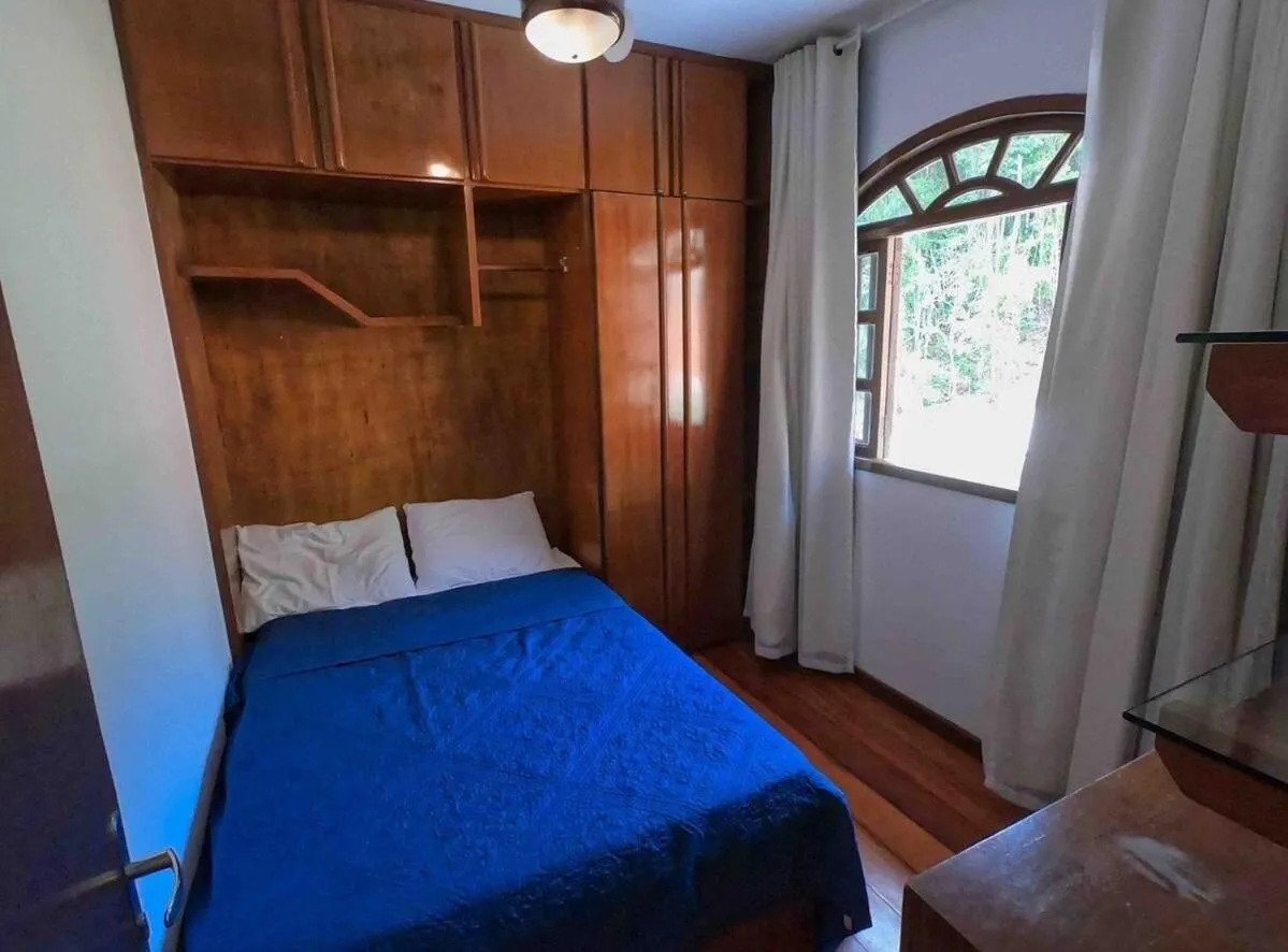 Bedroom, Bed in Sítio Cinco Folhas, recanto com vista pra montanha