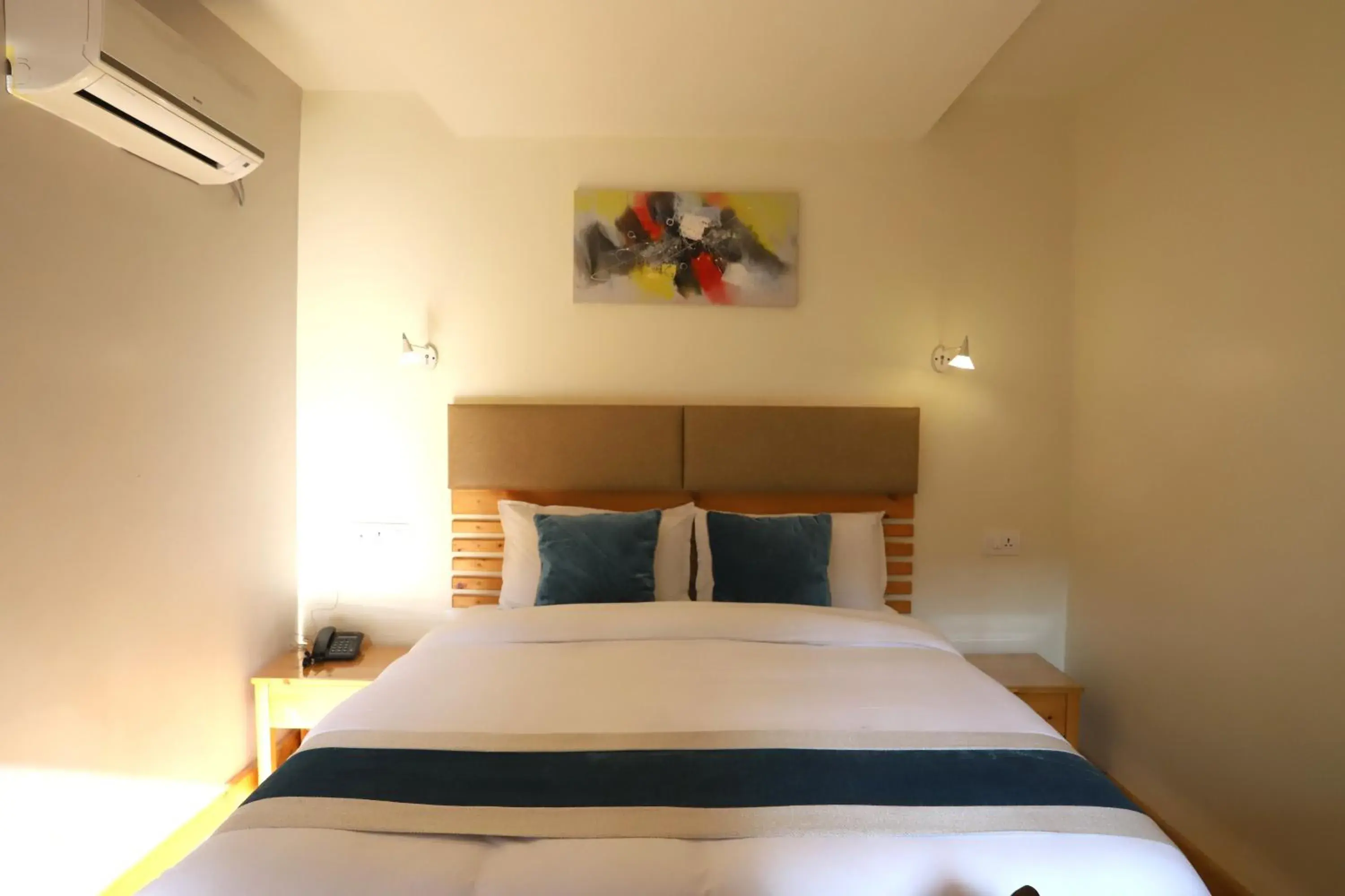 Standard Queen Room - single occupancy - Flexible Checkin Time in Nepal Cottage Resort Standard Queen Room - single occupancy - Flexible Checkin Time in Nepal Cottage Resort