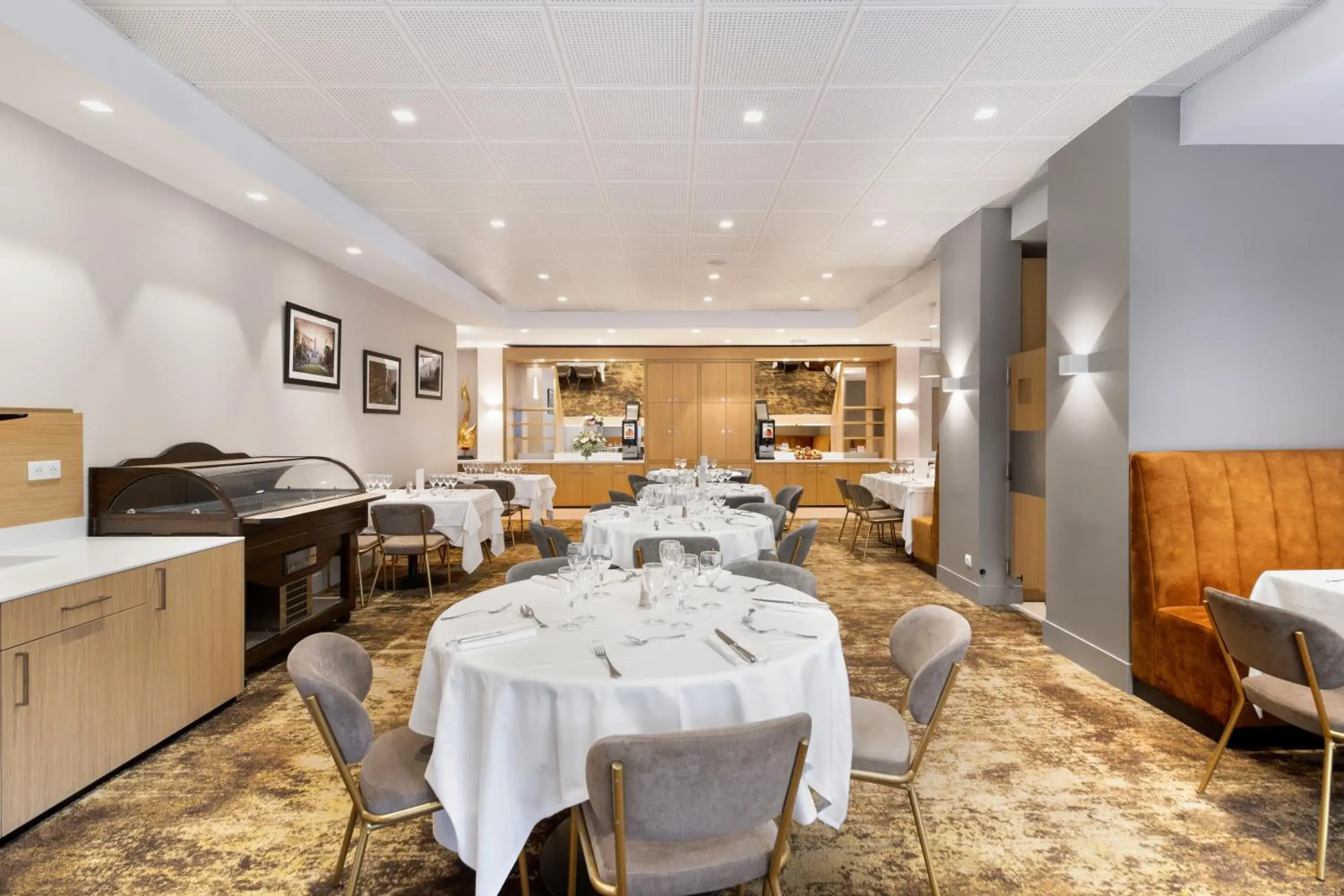 Restaurant/places to eat in Hôtel Eliseo Restaurant/places to eat in Hôtel Eliseo