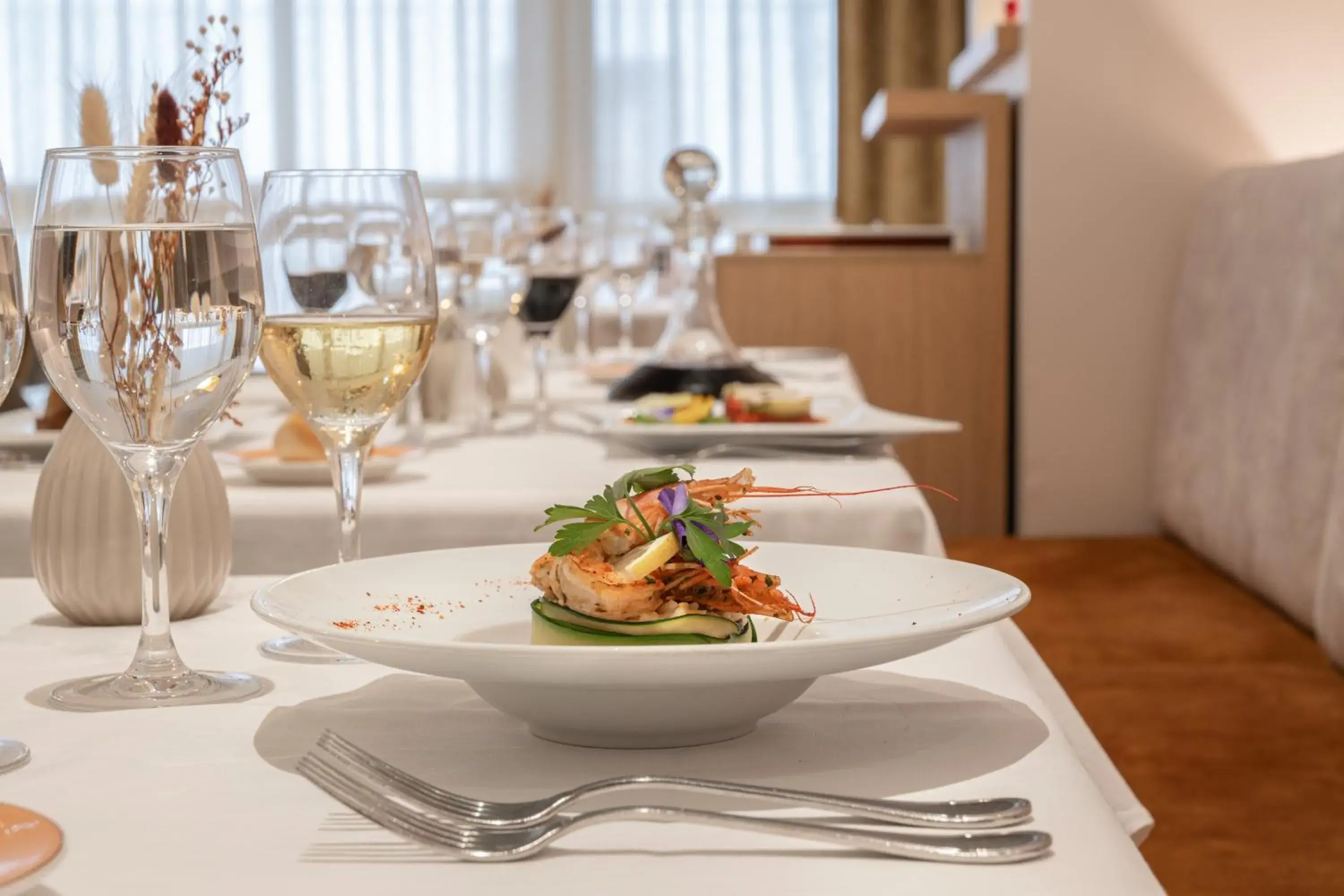 Food and drinks in Hôtel Eliseo Food and drinks in Hôtel Eliseo