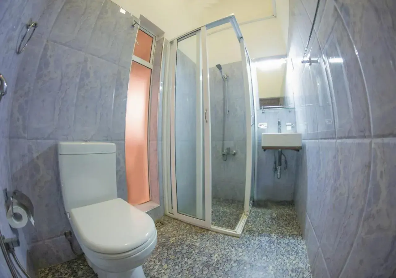 Bathroom in White Rose Beach Resort Bathroom in White Rose Beach Resort