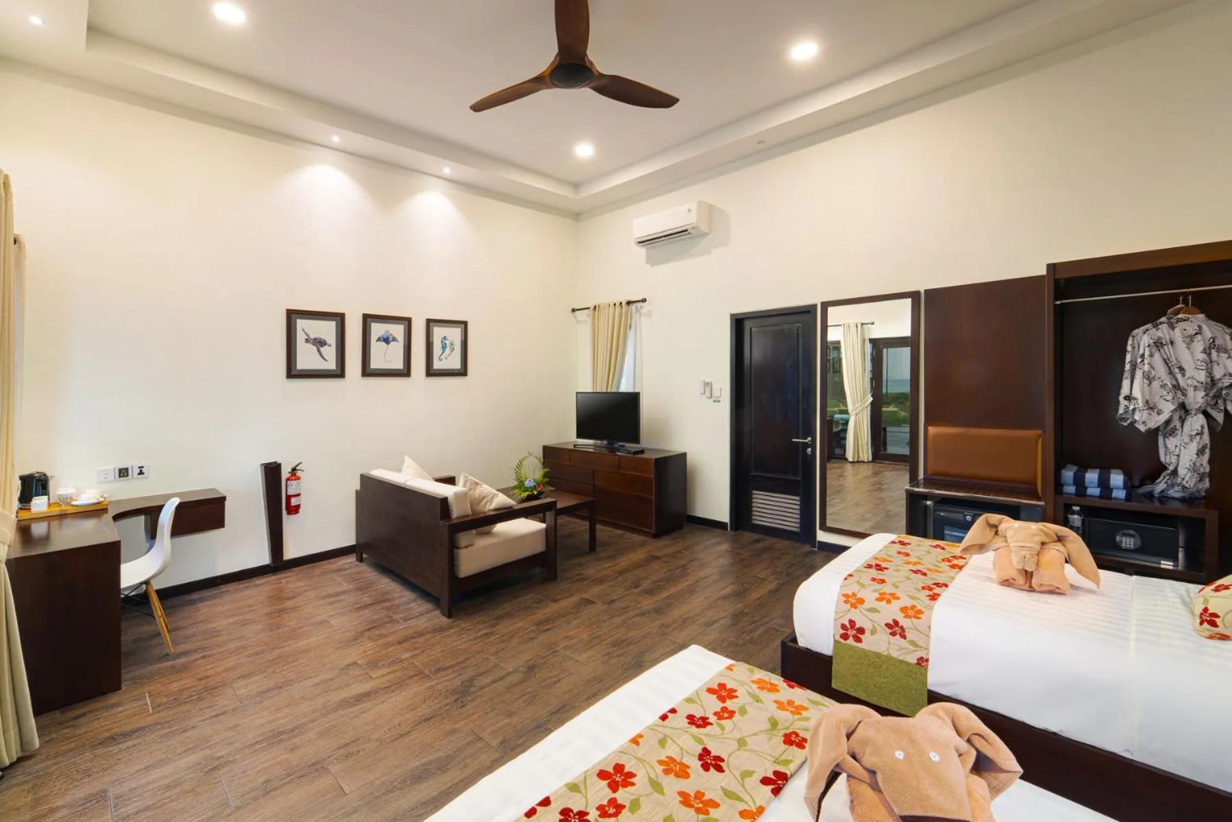 Bed in Mayang Sari Beach Resort