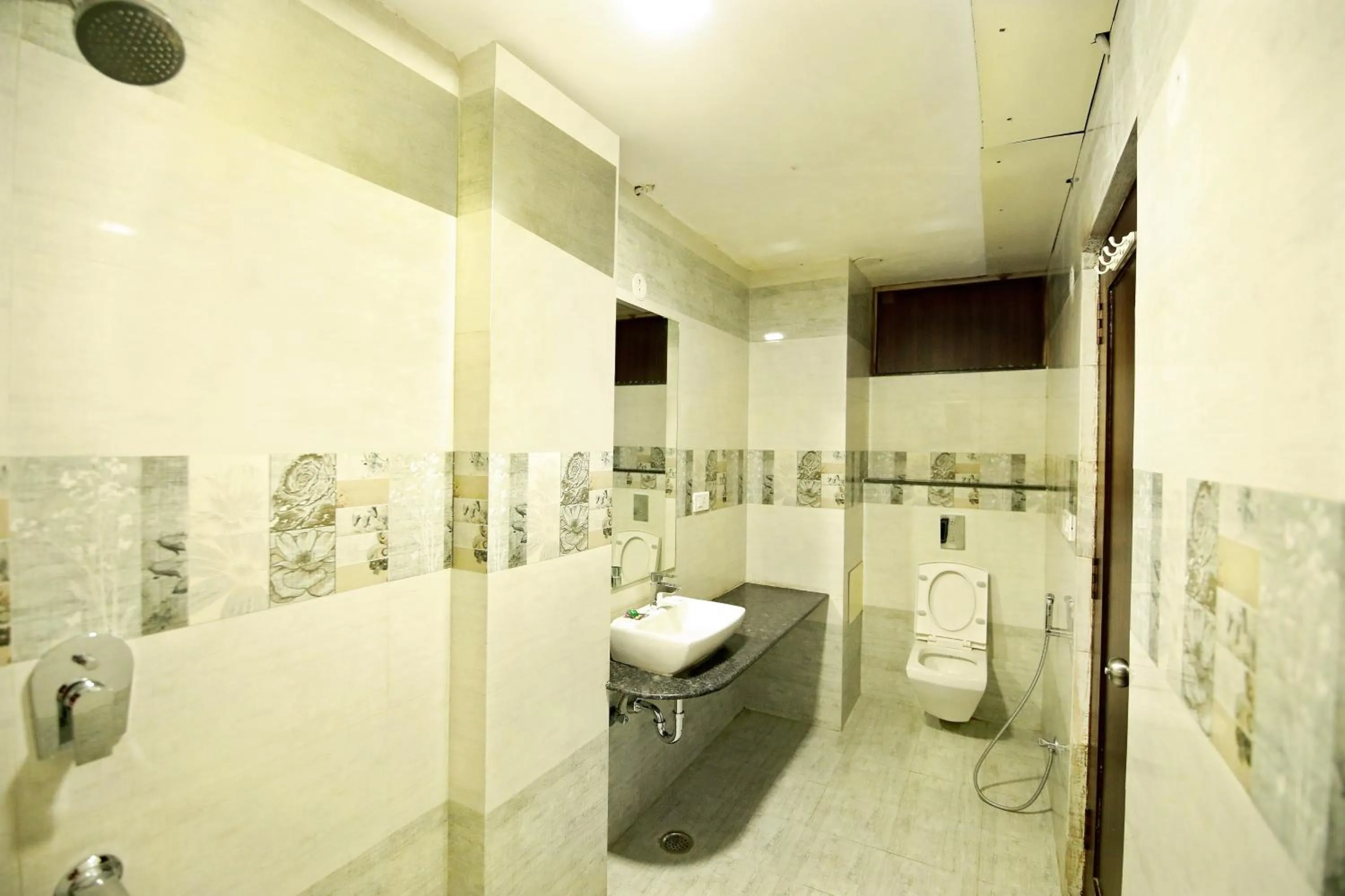 Bathroom in Hotel Sunflower Udaipur