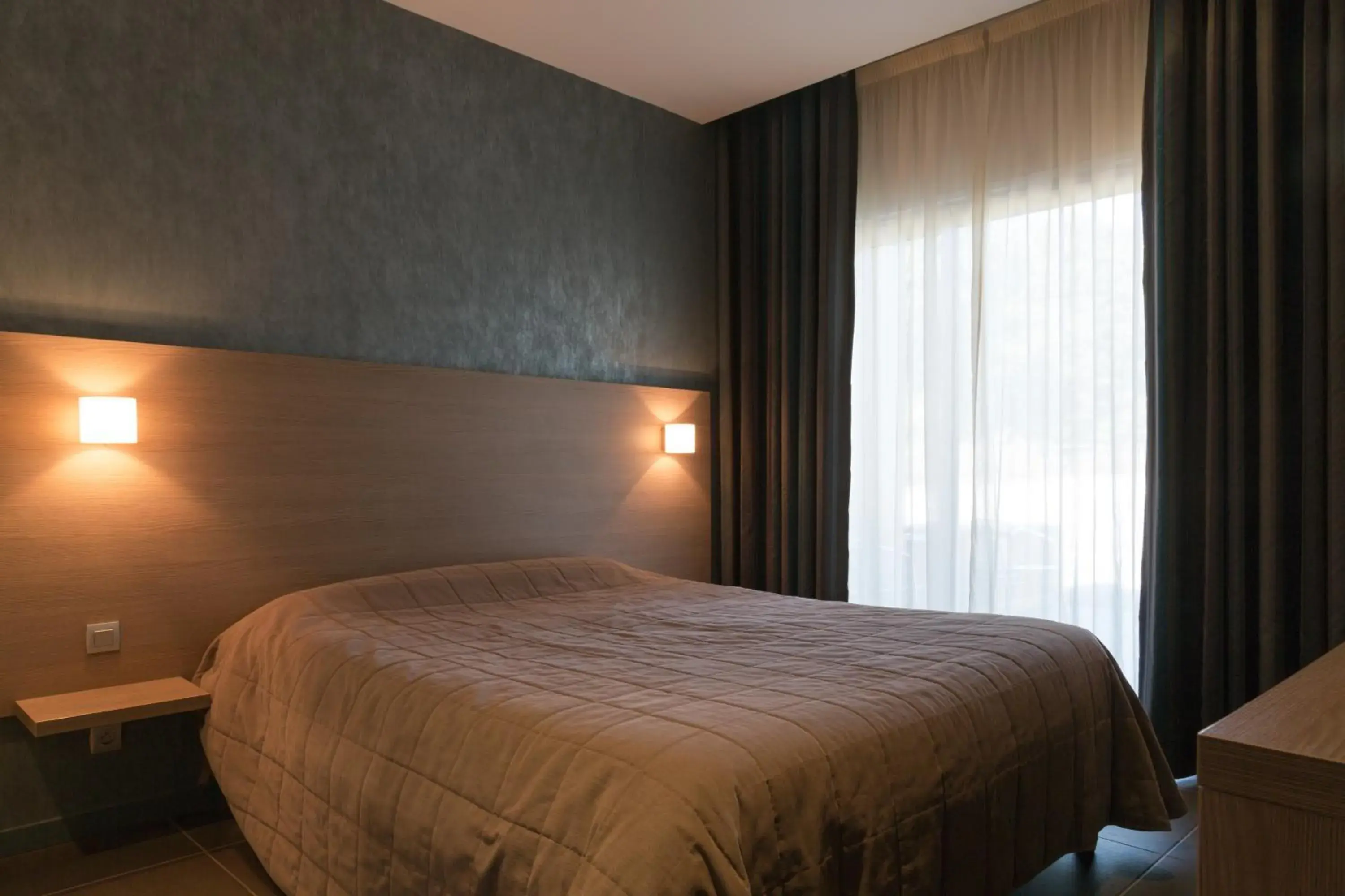 Standard Double Room in The Originals City, Hôtel de France, Bessines-sur-Gartempe Standard Double Room in The Originals City, Hôtel de France, Bessines-sur-Gartempe