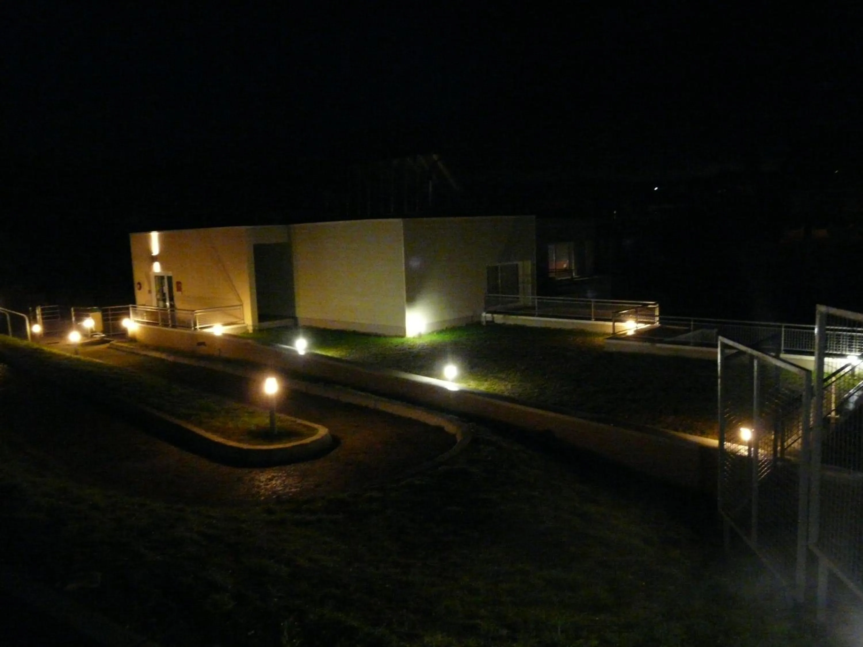 Facade/entrance in The Originals City, Hôtel de France, Bessines-sur-Gartempe