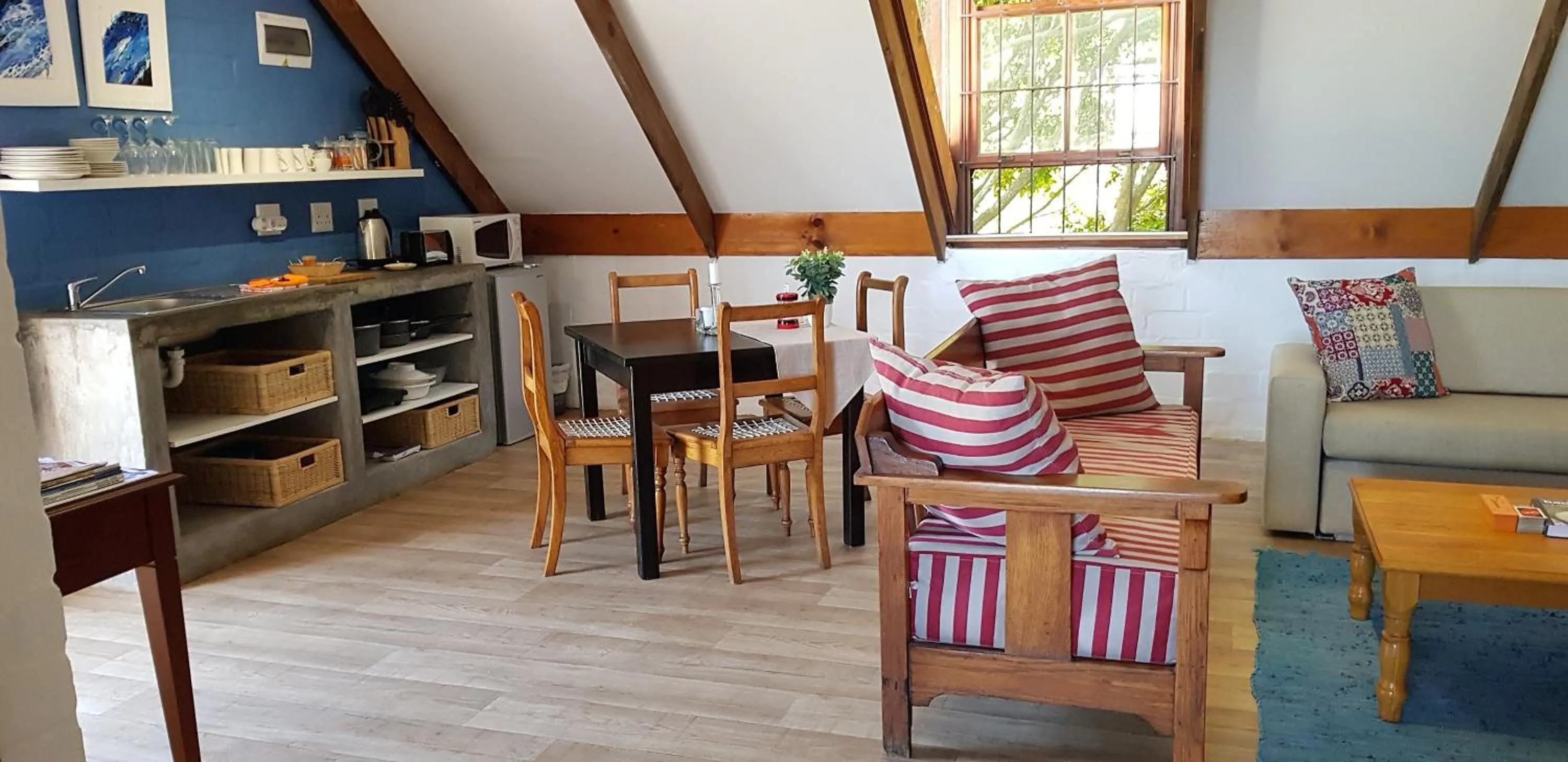 Hemel en Aarde Village Accommodation
