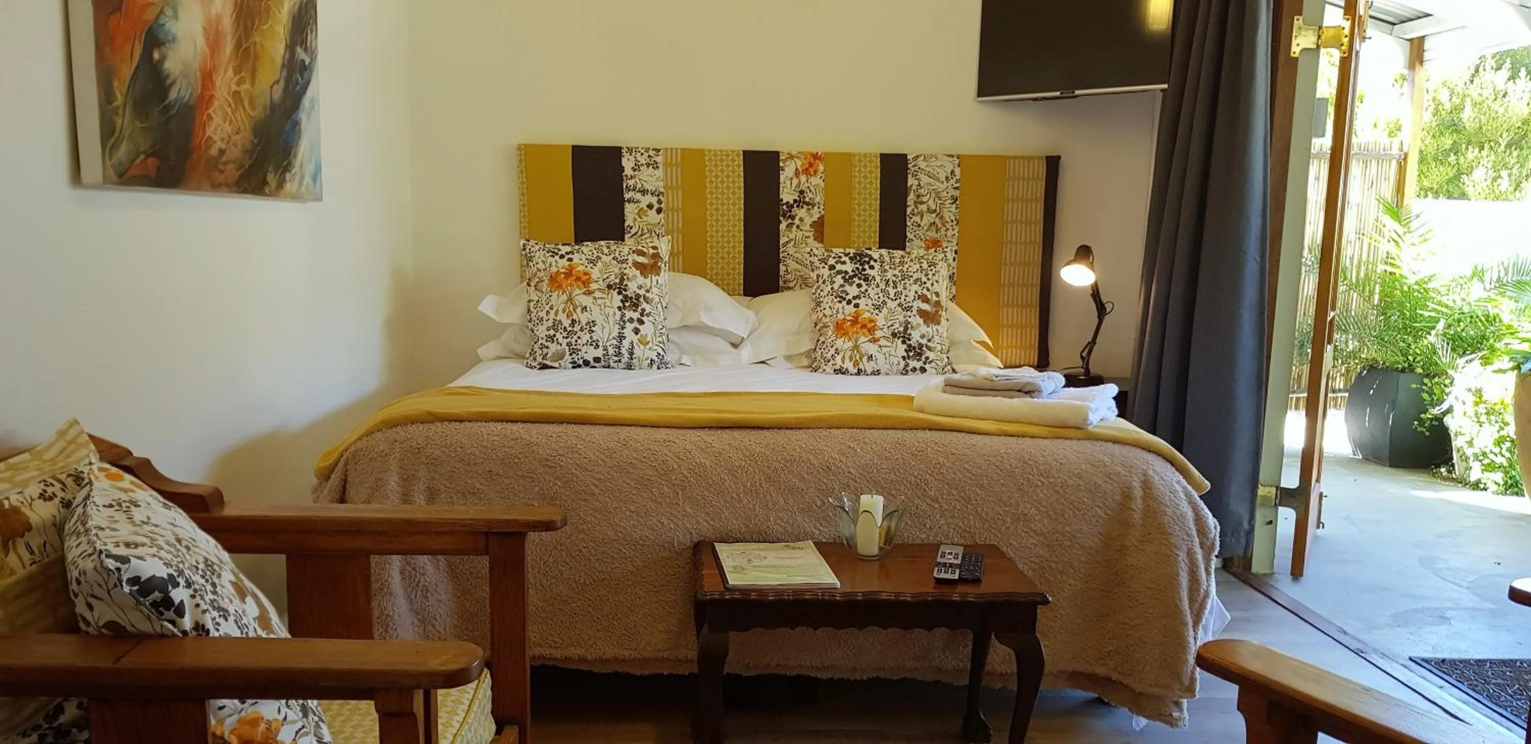 Business King Room in Hemel en Aarde Village Accommodation
