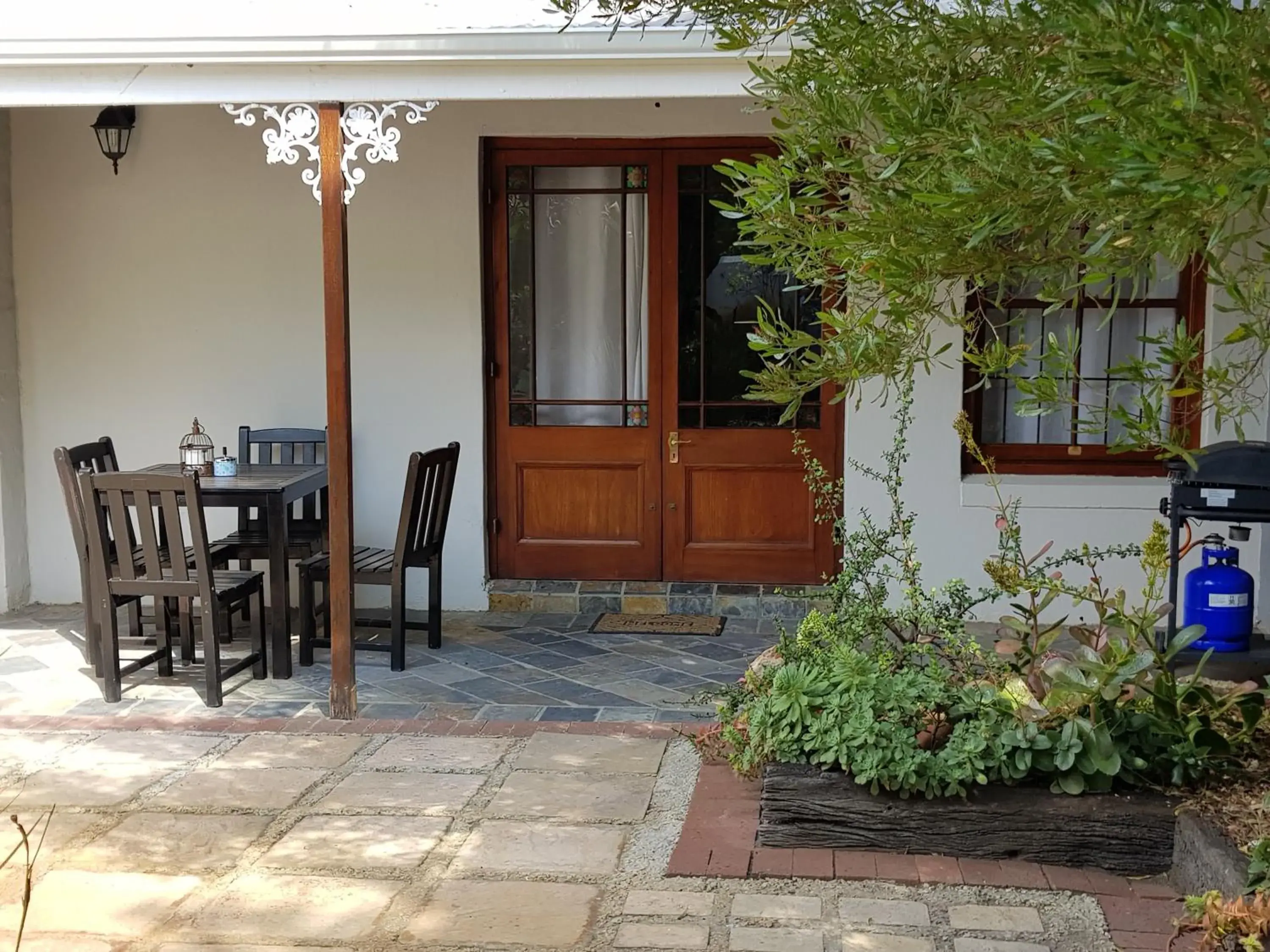 Twin/Double Room in Hemel en Aarde Village Accommodation Twin/Double Room in Hemel en Aarde Village Accommodation