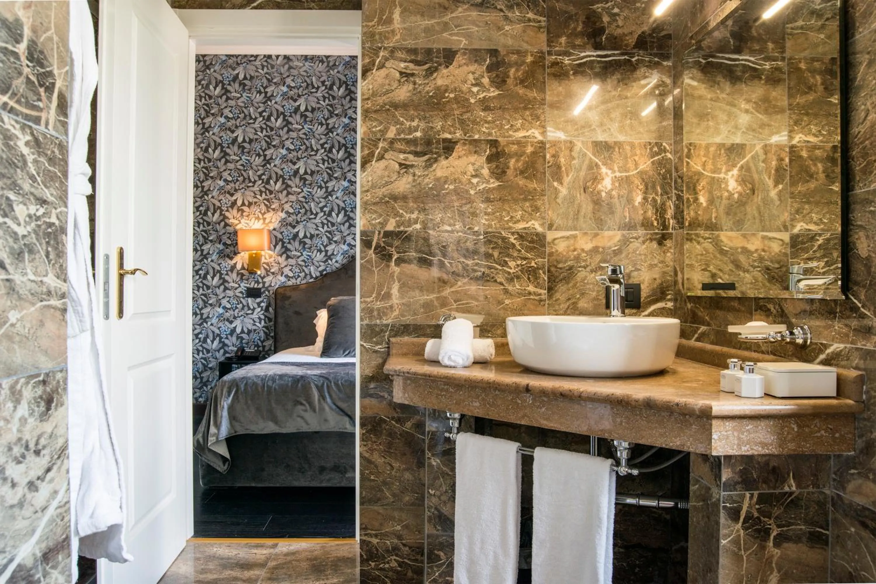 Bedroom in Via Veneto Suites