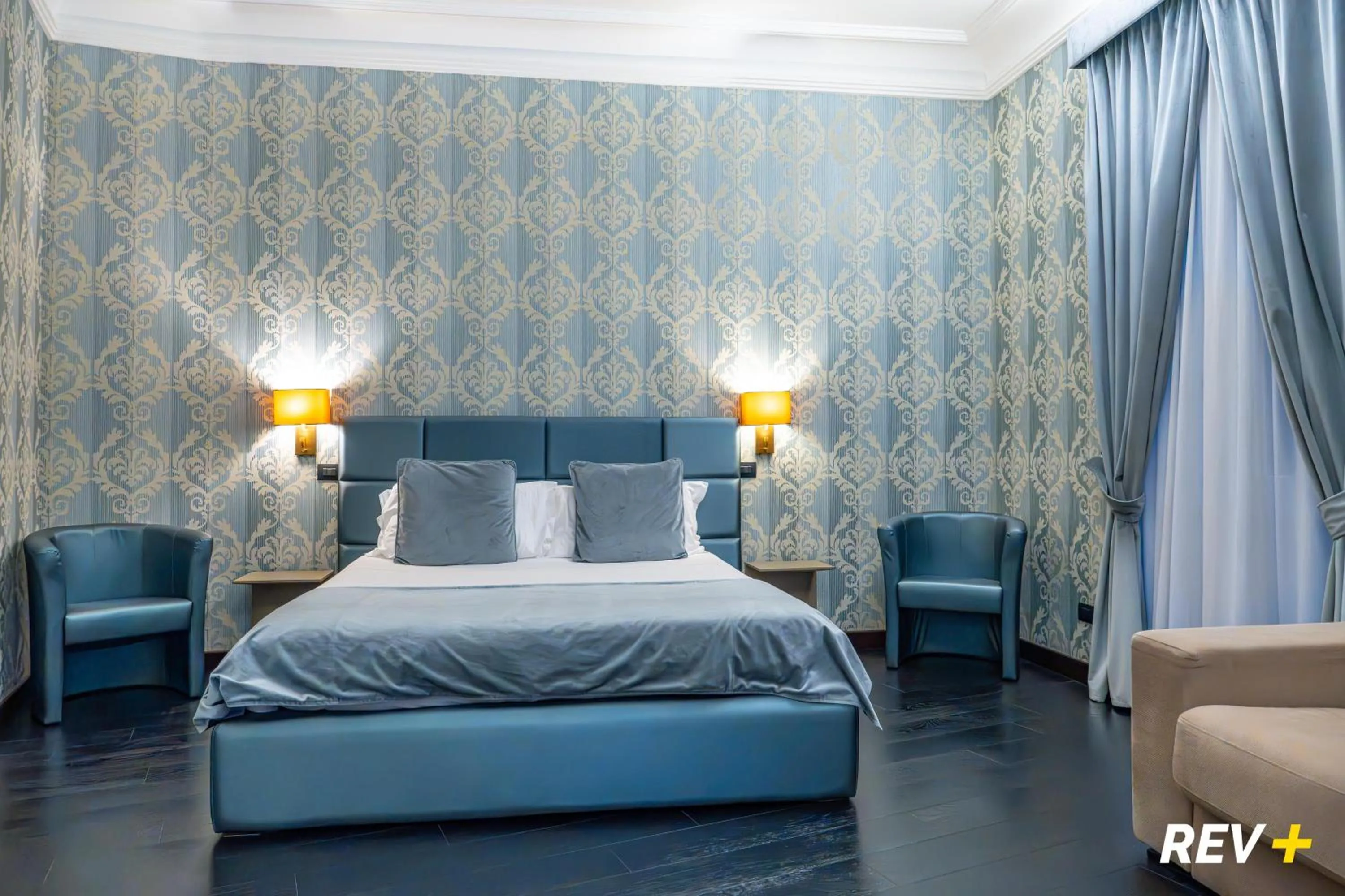 Photo of the whole room, Bed in Via Veneto Suites