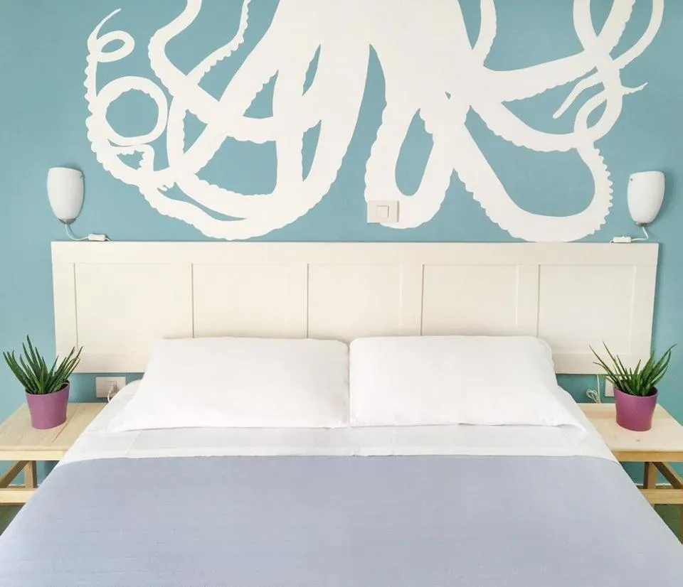 Bedroom, Bed in Hotel Aloha