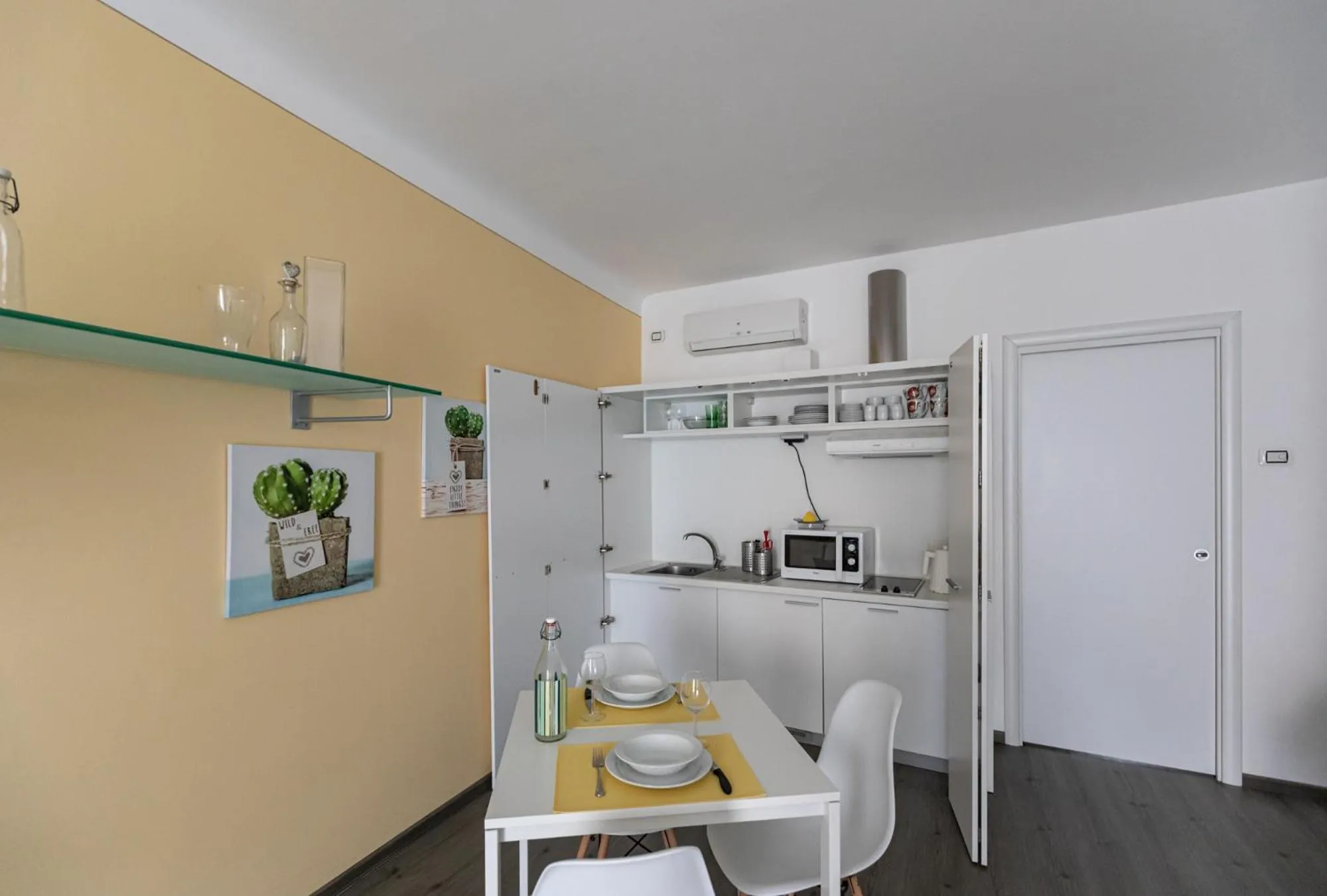 Kitchen or kitchenette in Stresa Residence
