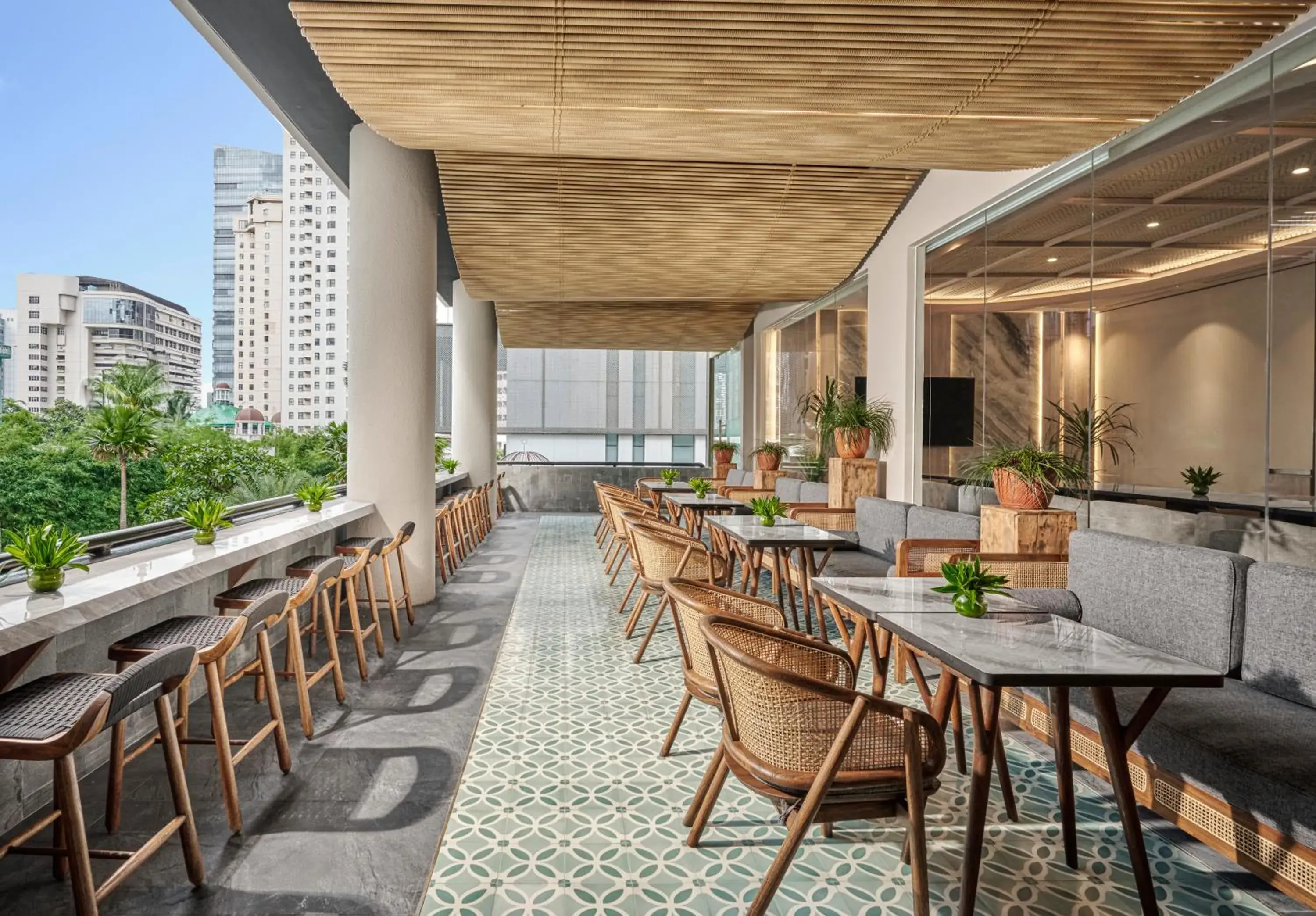 Restaurant/places to eat in Mangkuluhur ARTOTEL SUITES Restaurant/places to eat in Mangkuluhur ARTOTEL SUITES