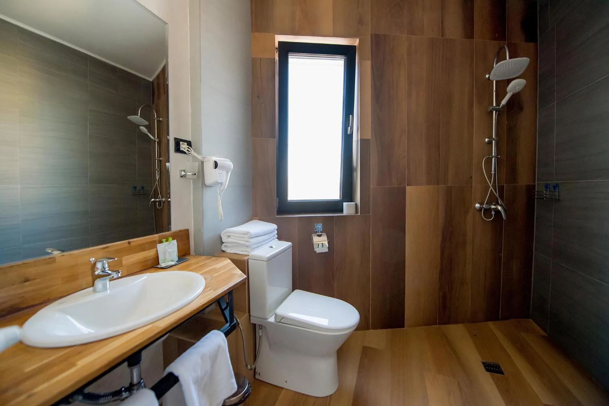 Bathroom in Brater Luxury