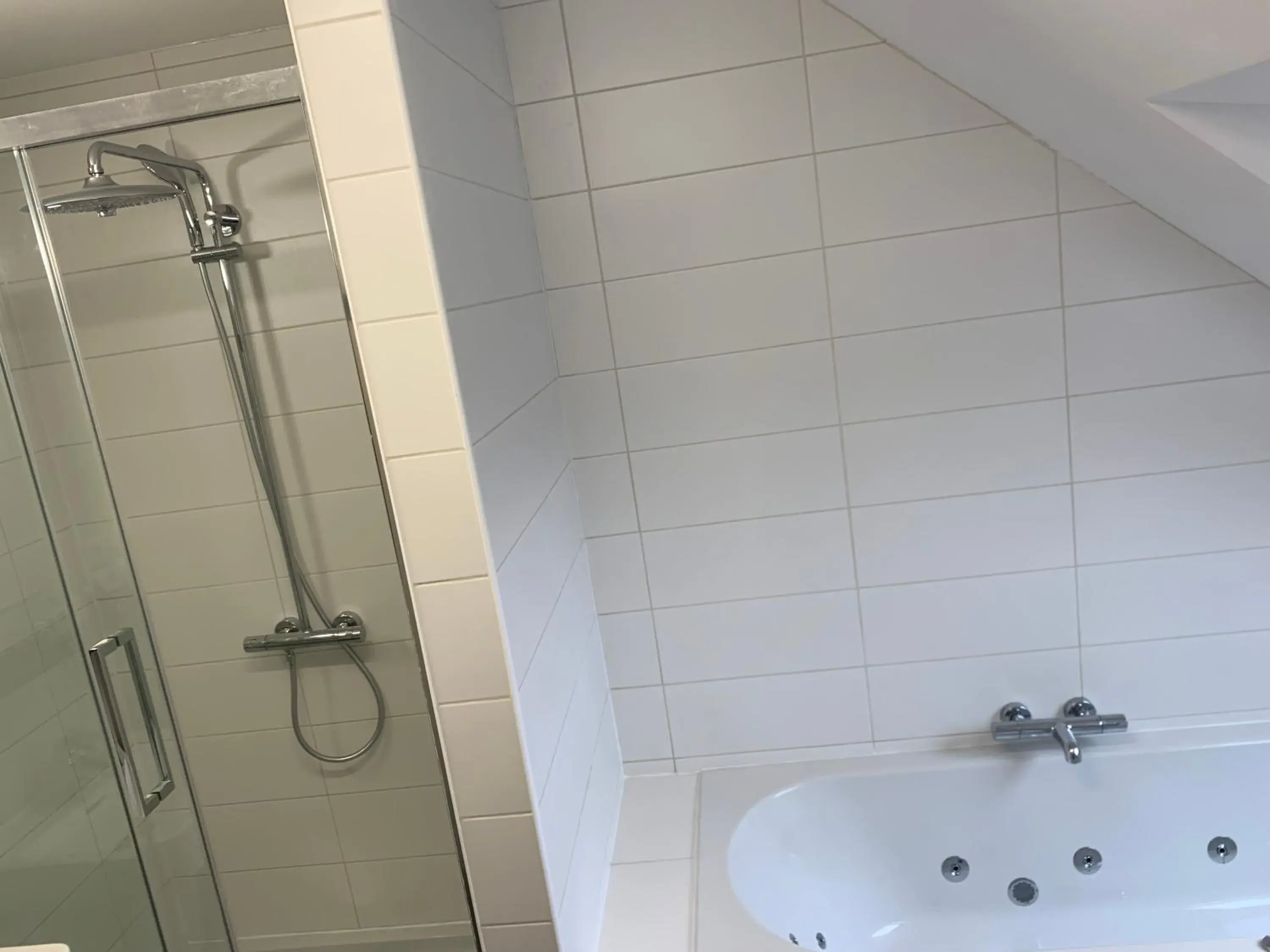 King Room with Spa Bath in Hotel De Maaskant King Room with Spa Bath in Hotel De Maaskant