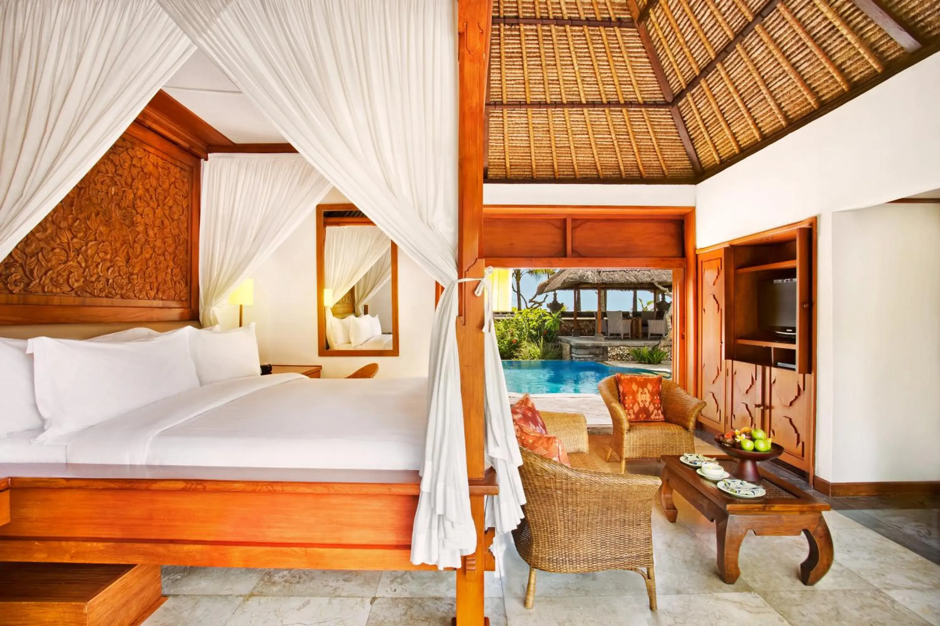Photo of the whole room, Bed in The Oberoi Beach Resort, Bali Photo of the whole room, Bed in The Oberoi Beach Resort, Bali