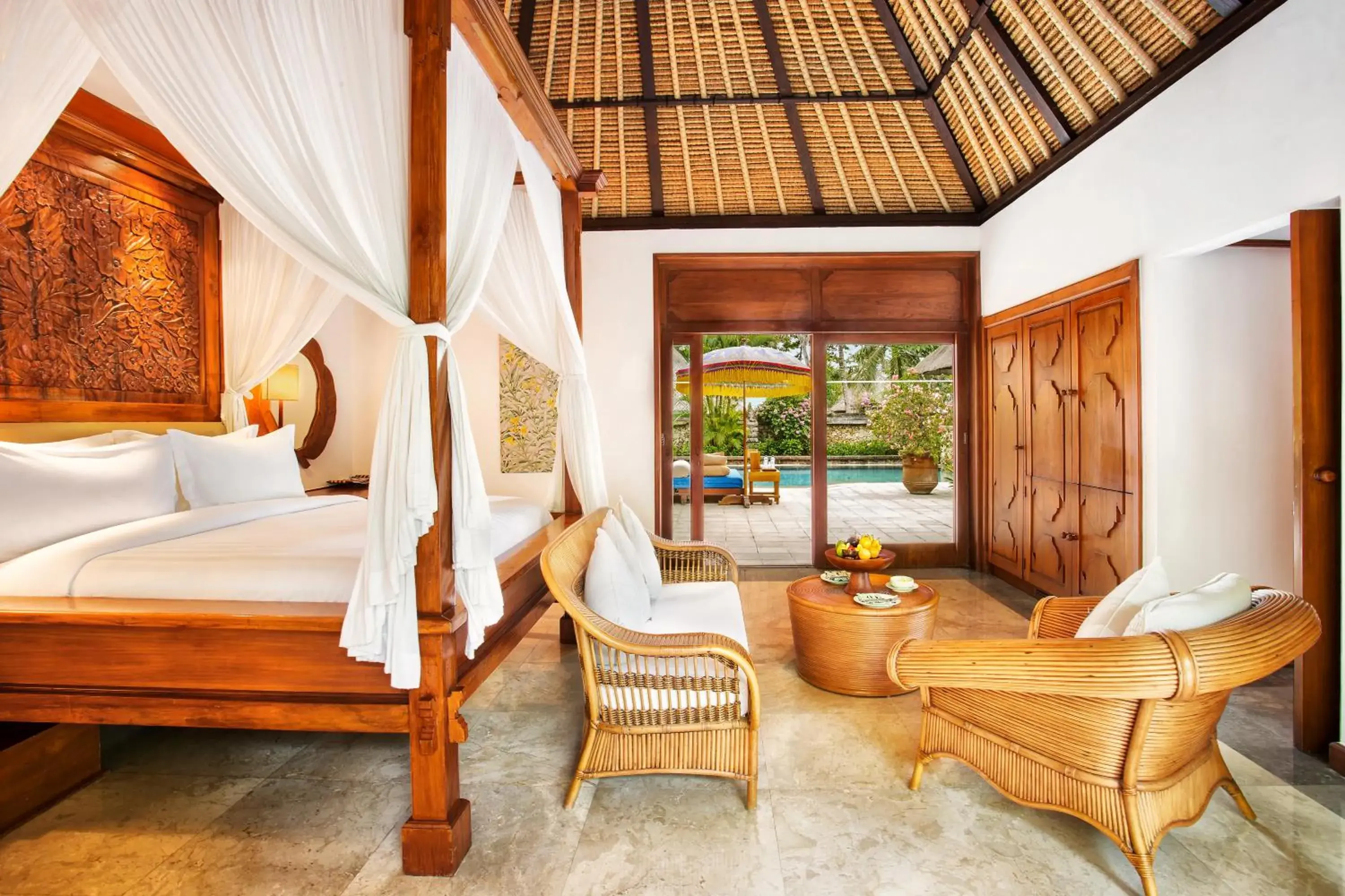 bunk bed, Bed in The Oberoi Beach Resort, Bali bunk bed, Bed in The Oberoi Beach Resort, Bali