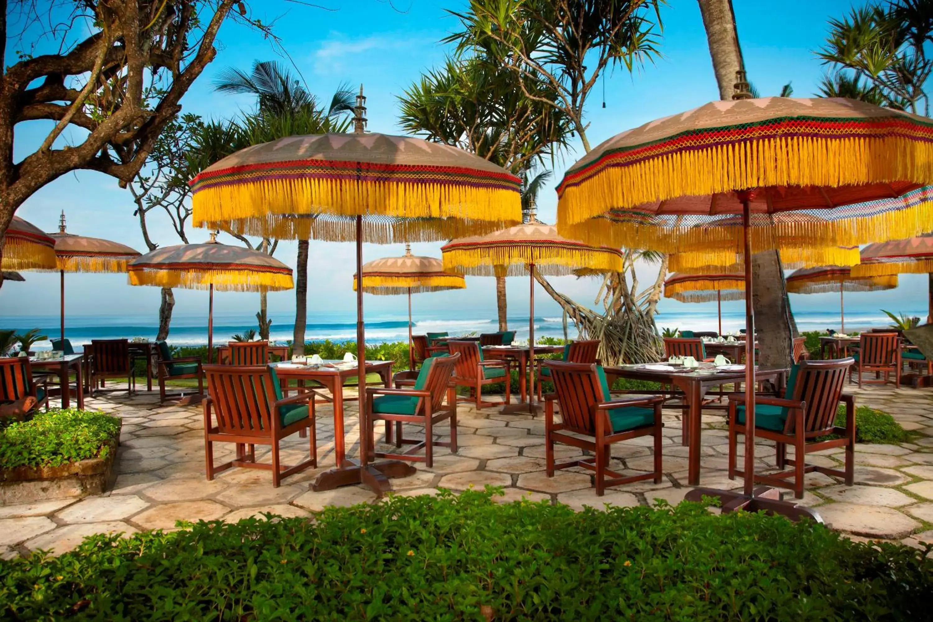 Restaurant/places to eat in The Oberoi Beach Resort, Bali Restaurant/places to eat in The Oberoi Beach Resort, Bali