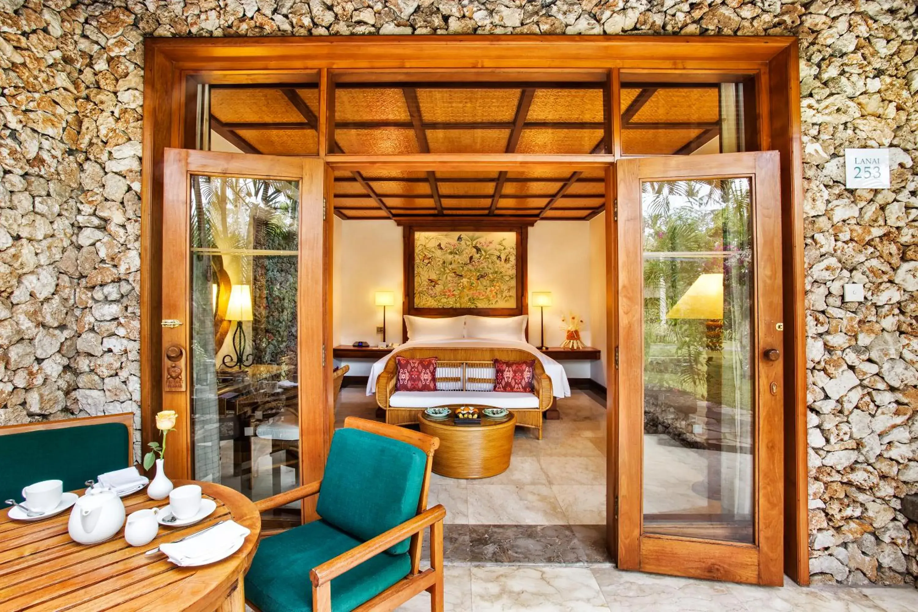 Bedroom, Bed in The Oberoi Beach Resort, Bali Bedroom, Bed in The Oberoi Beach Resort, Bali