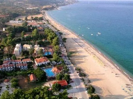 Day in Alexander Apartments