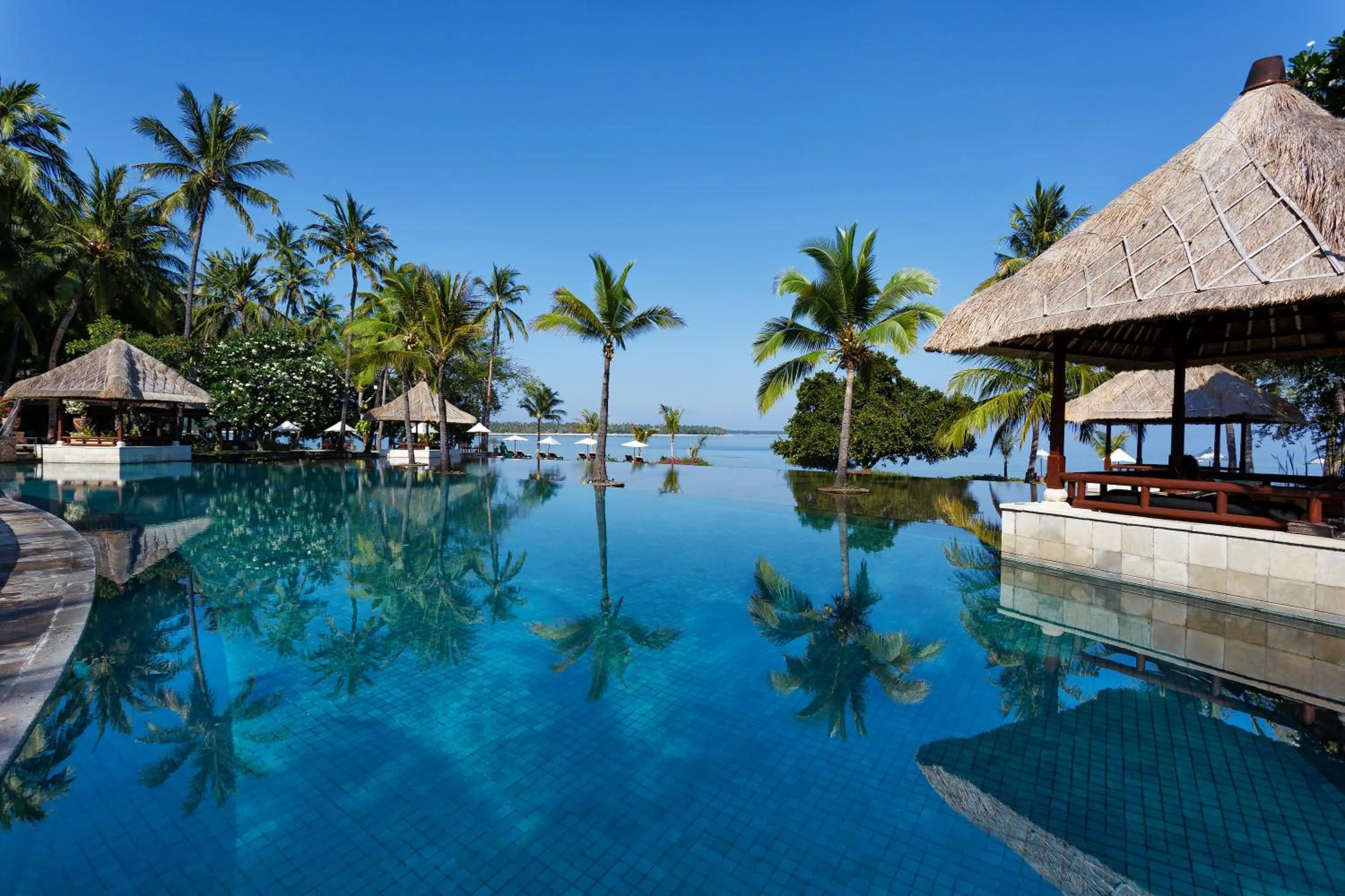 Swimming pool in The Oberoi Beach Resort, Lombok