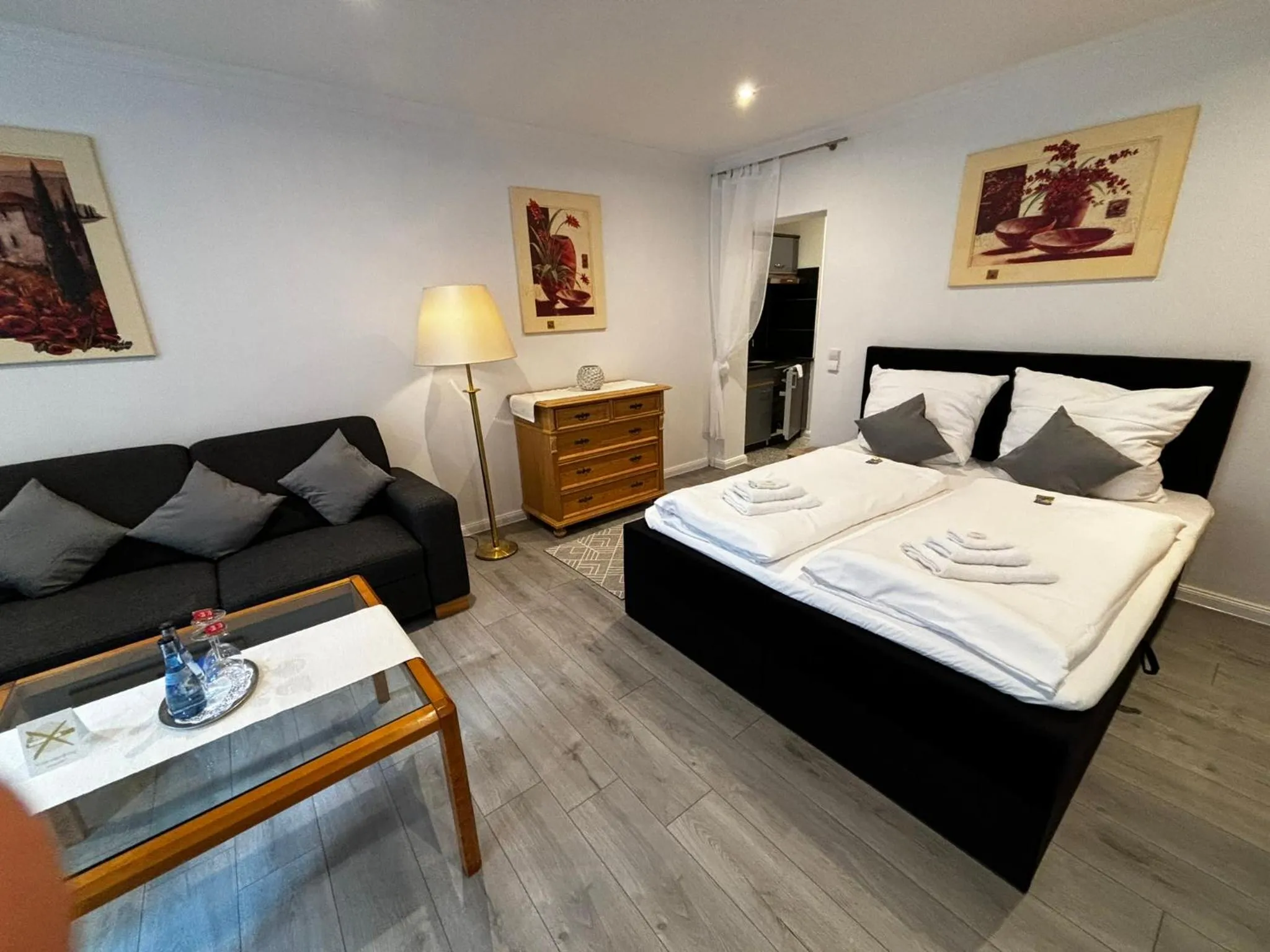 Living room, Bed in Residenz Royal