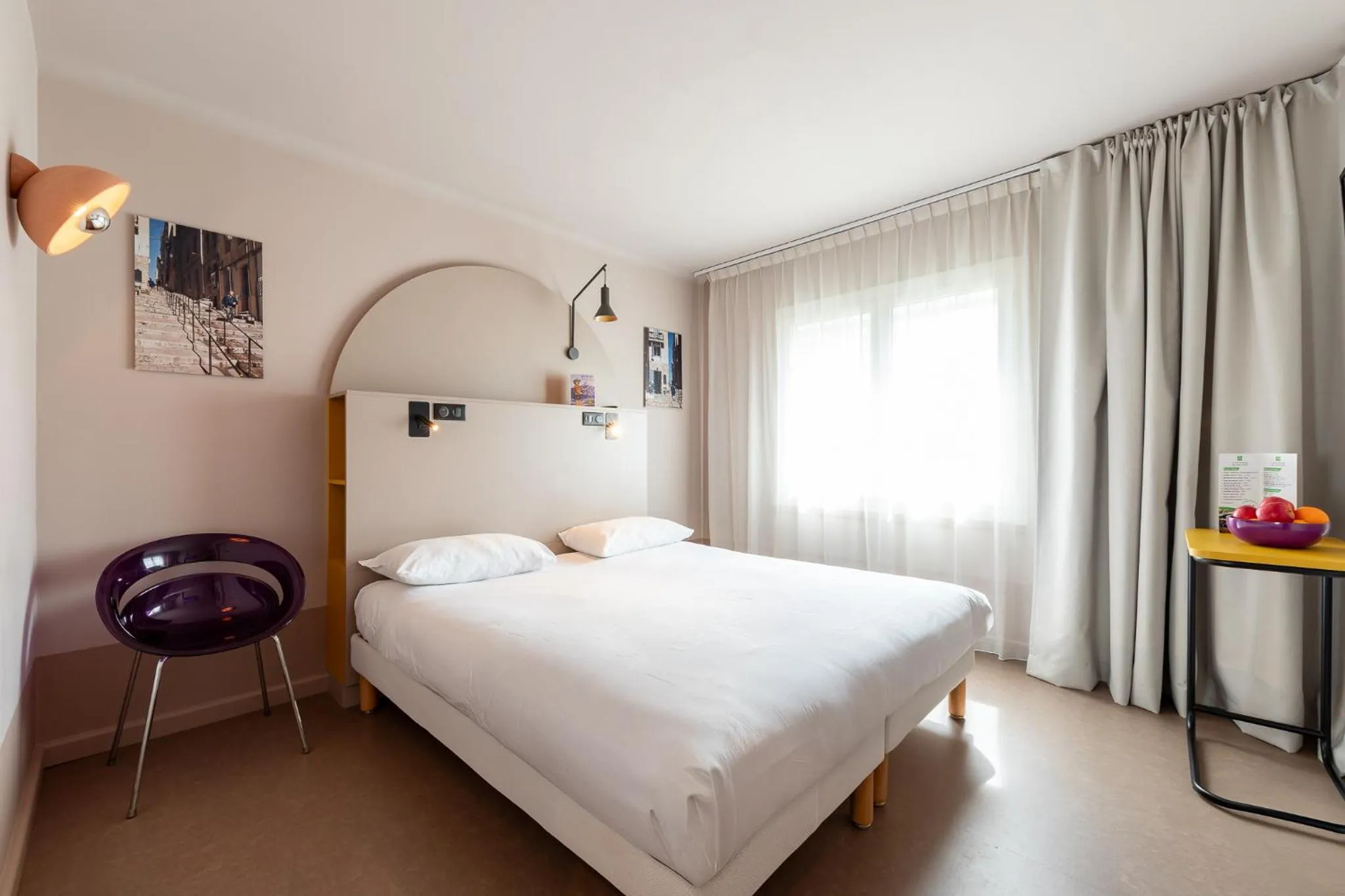 air conditioner, Bed in ibis Styles Marseille Centre Prado Place Castellane