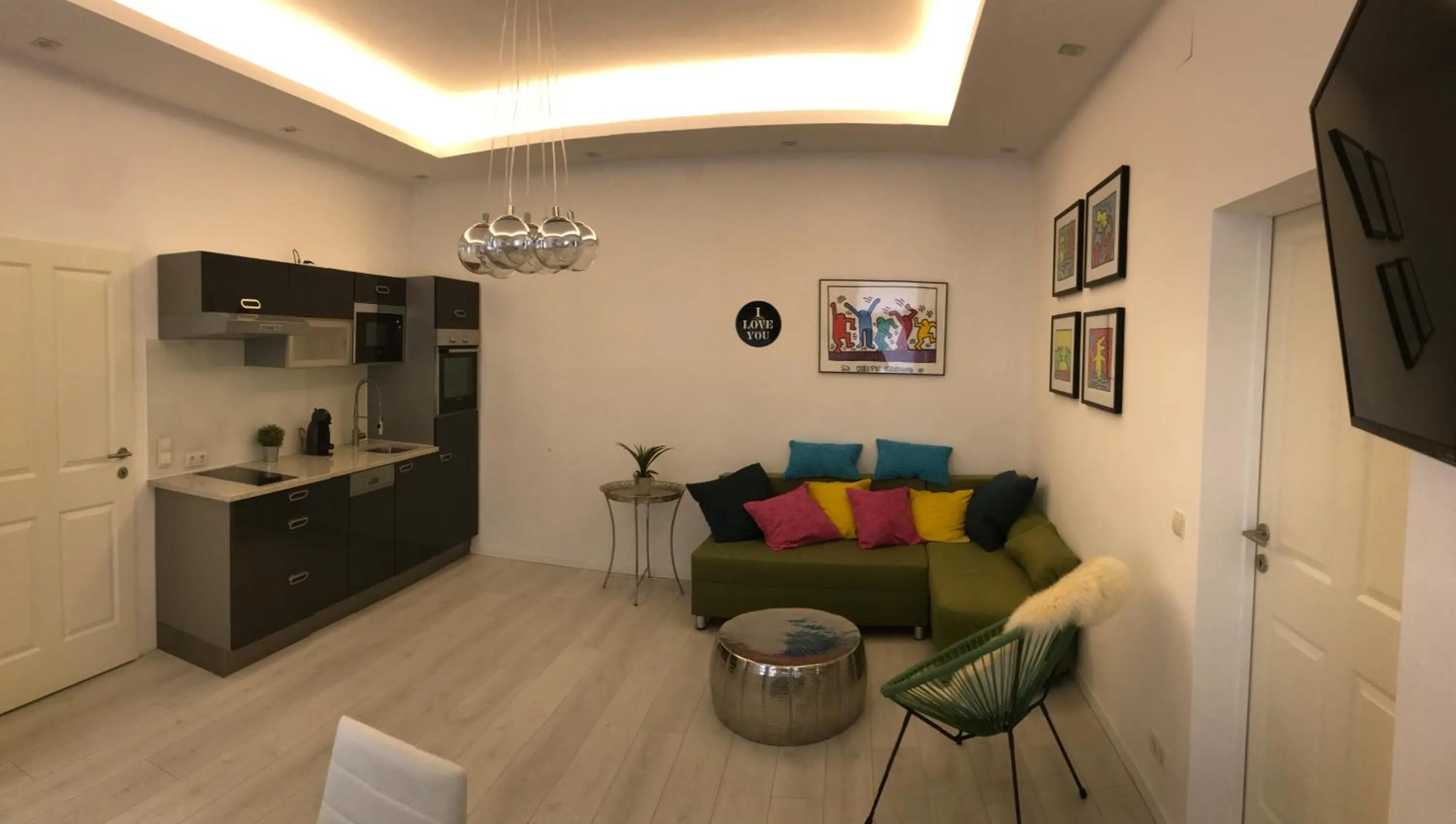 Kitchen or kitchenette in Modern City Apt, next to Metro