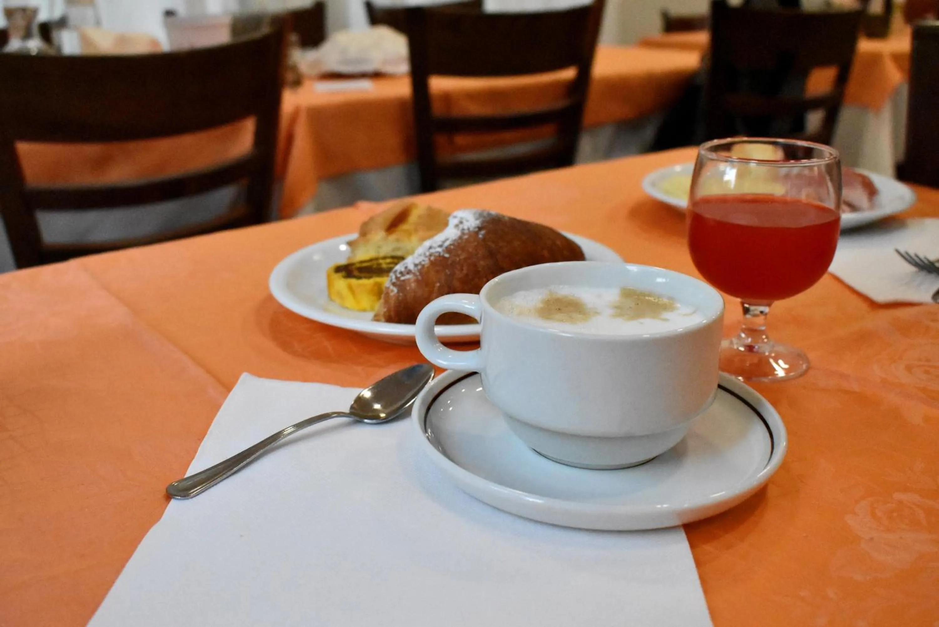 Breakfast in Hotel Urbinati