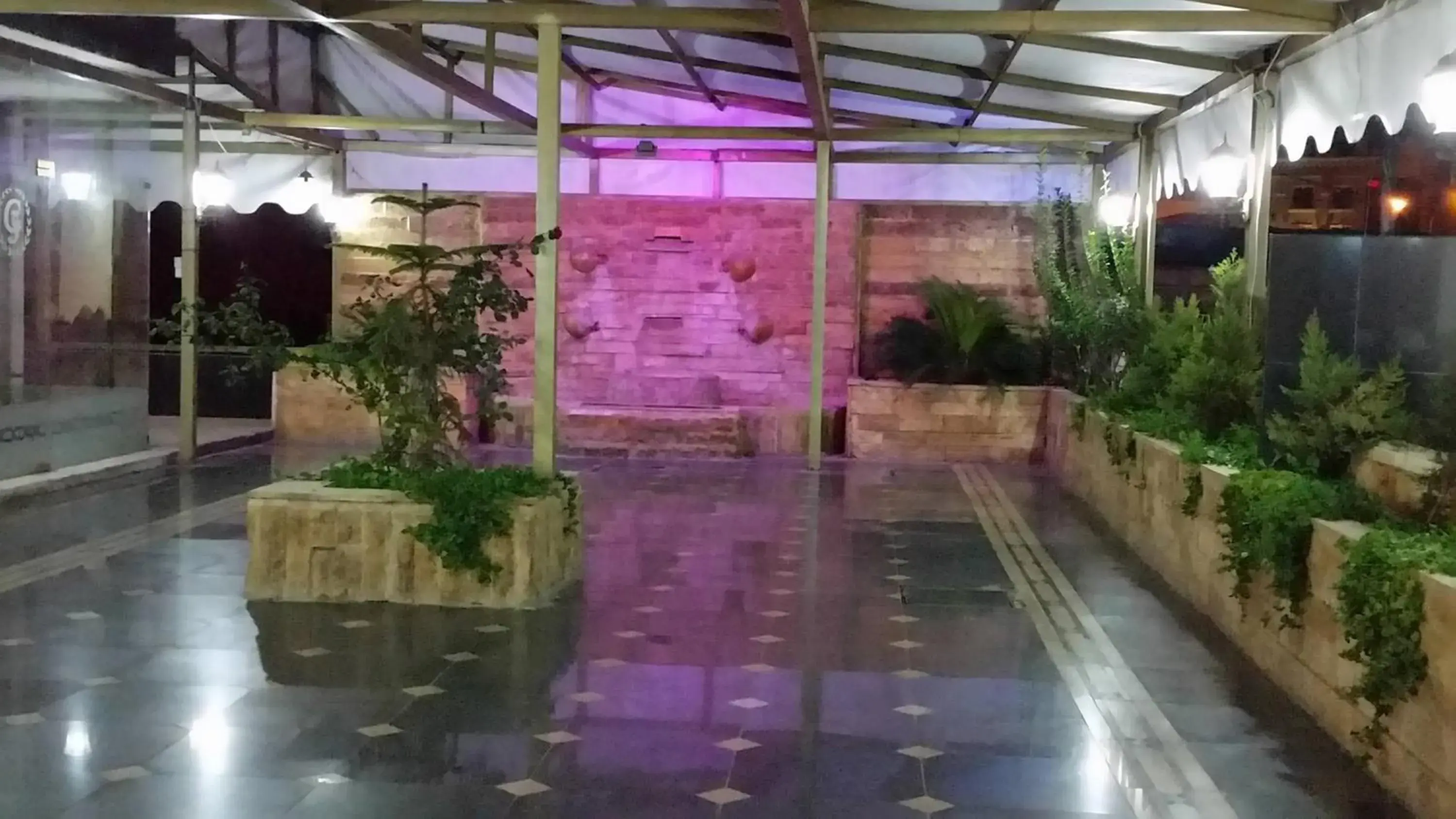 Garden, Swimming Pool in Gardens Hotel Amman
