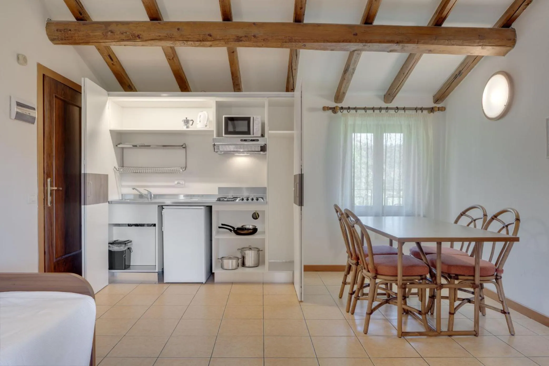 Kitchen or kitchenette in Poiano Garda Resort Appartamenti
