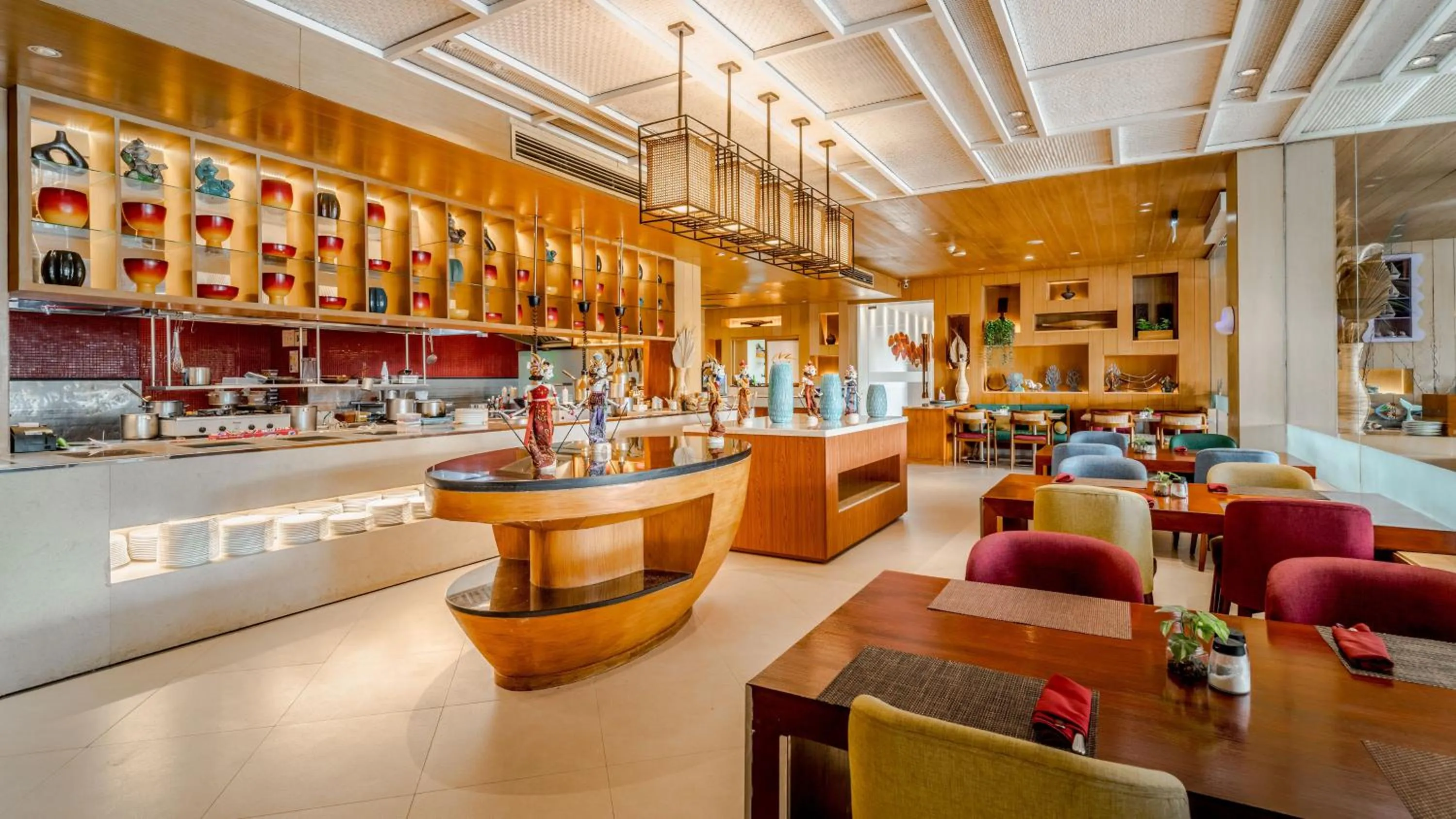 Restaurant/places to eat in Holiday Inn Resort Baruna Bali by IHG