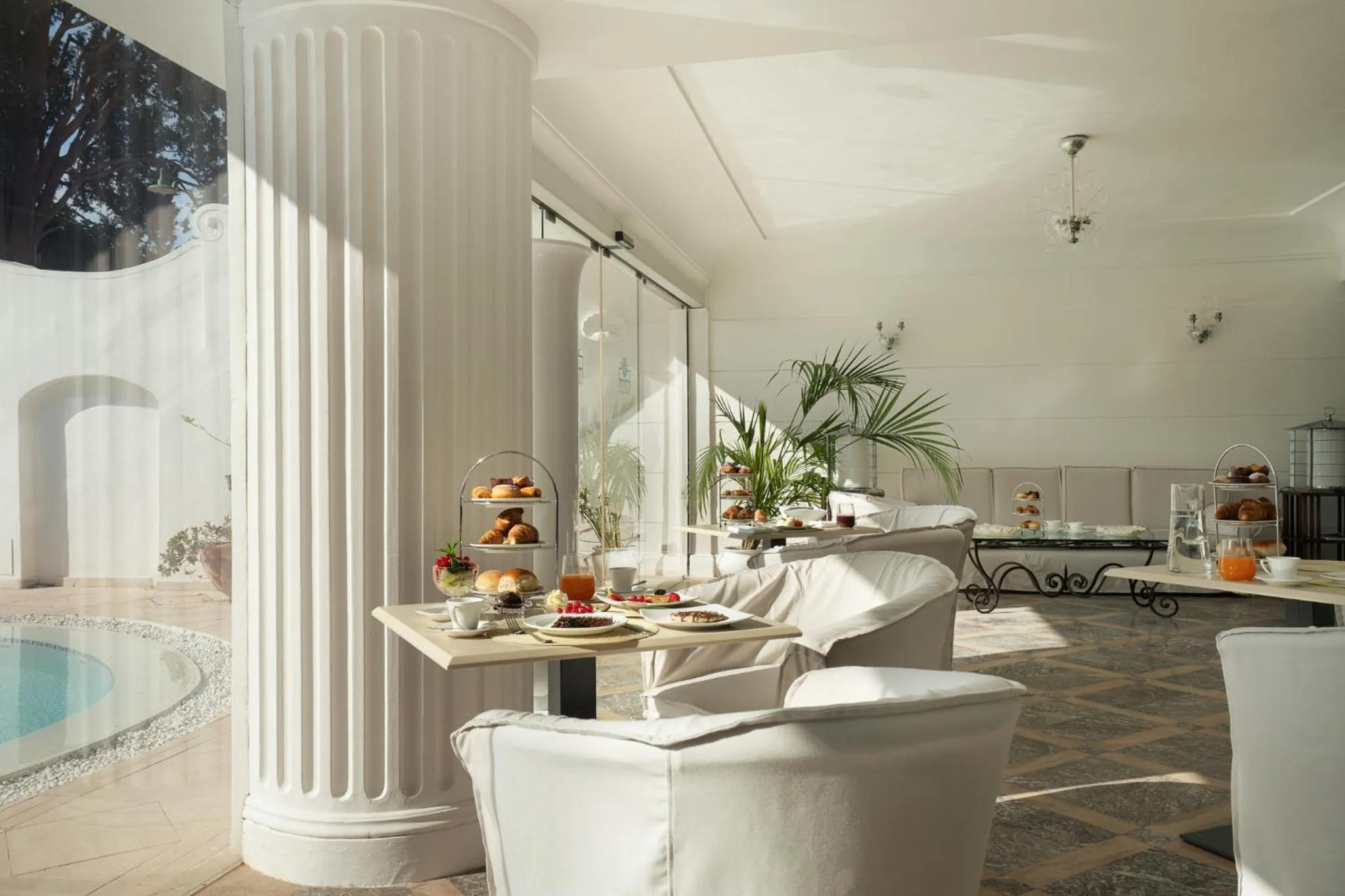 Breakfast in La Residenza Capri