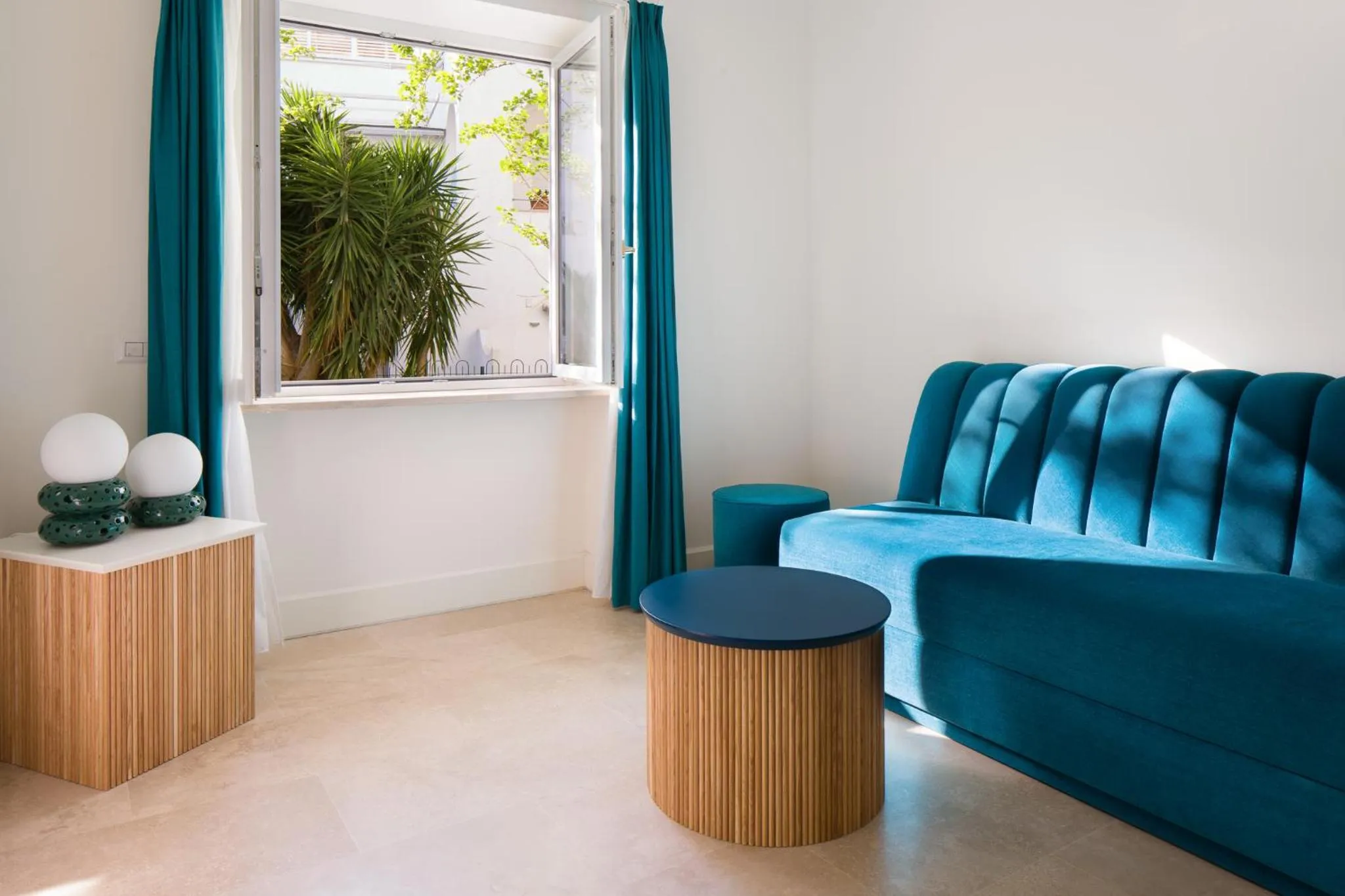 Living room in La Residenza Capri