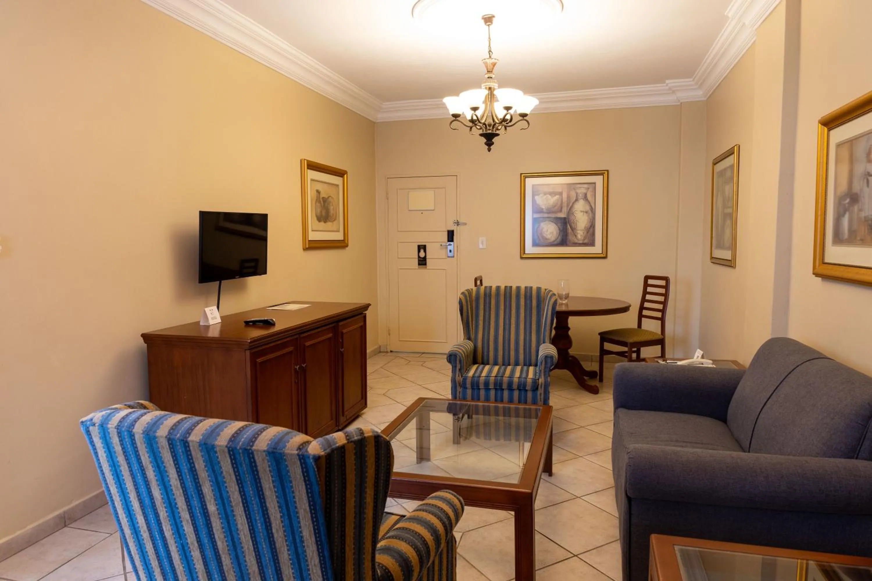 Living room in Premier Hotel The Richards