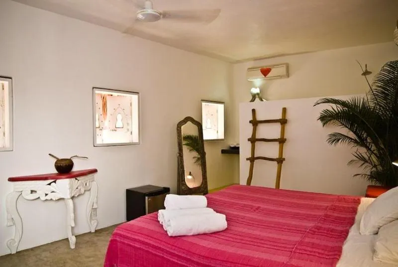 Bed in Petit Hotel Hafa