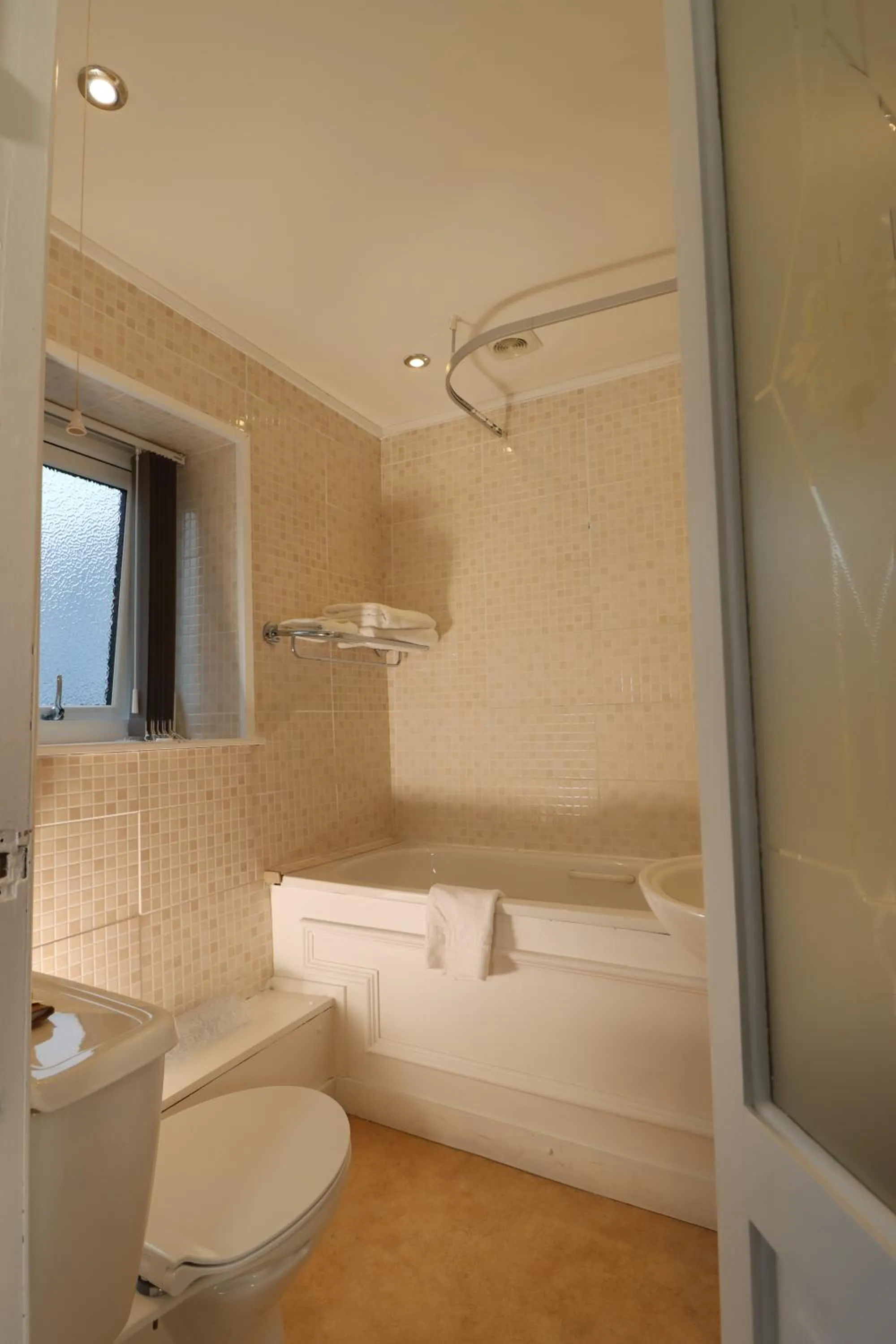 Photo of the whole room in The Castle Hotel