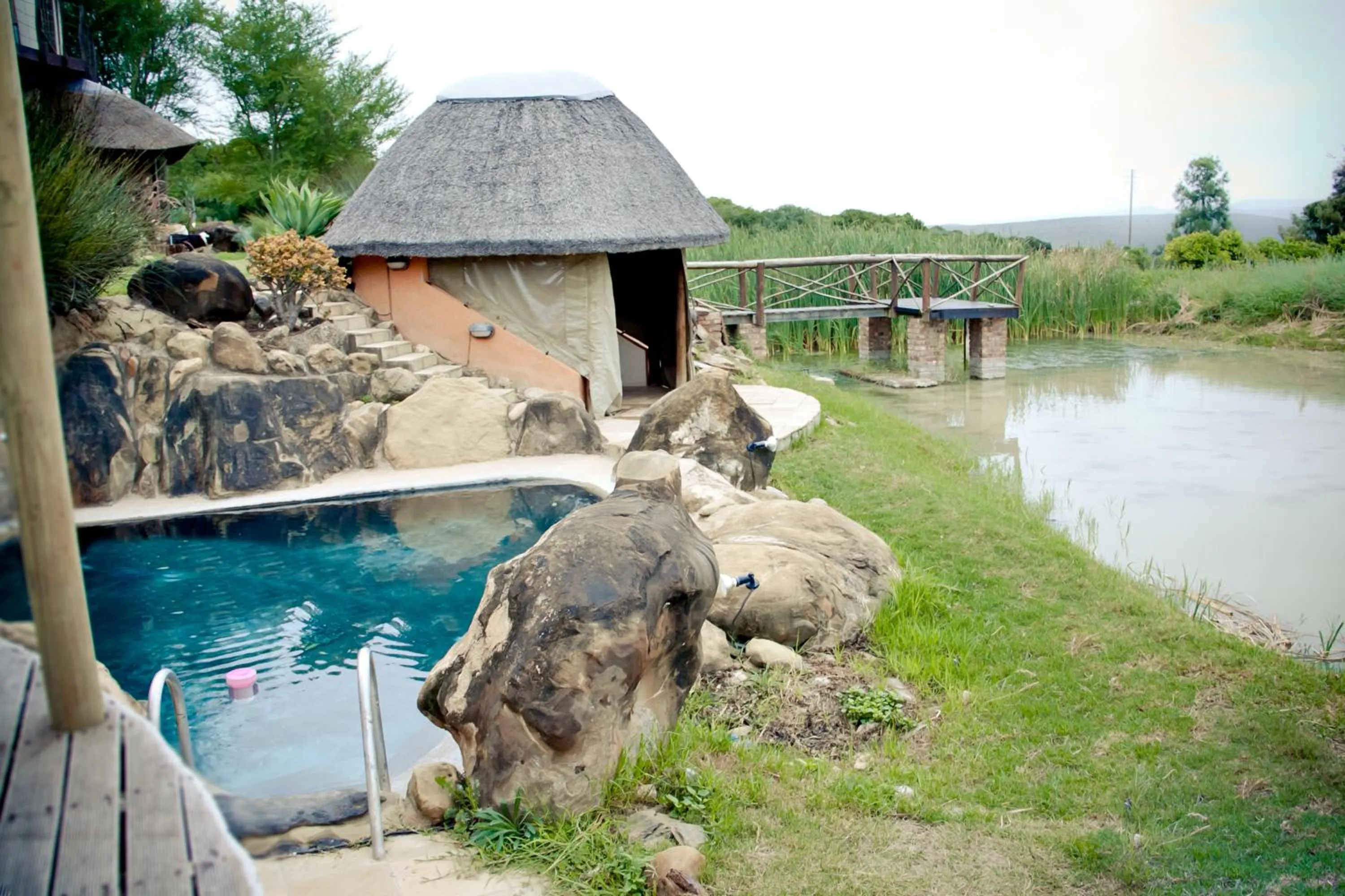Swimming pool in Addo Dung Beetle Guest Farm