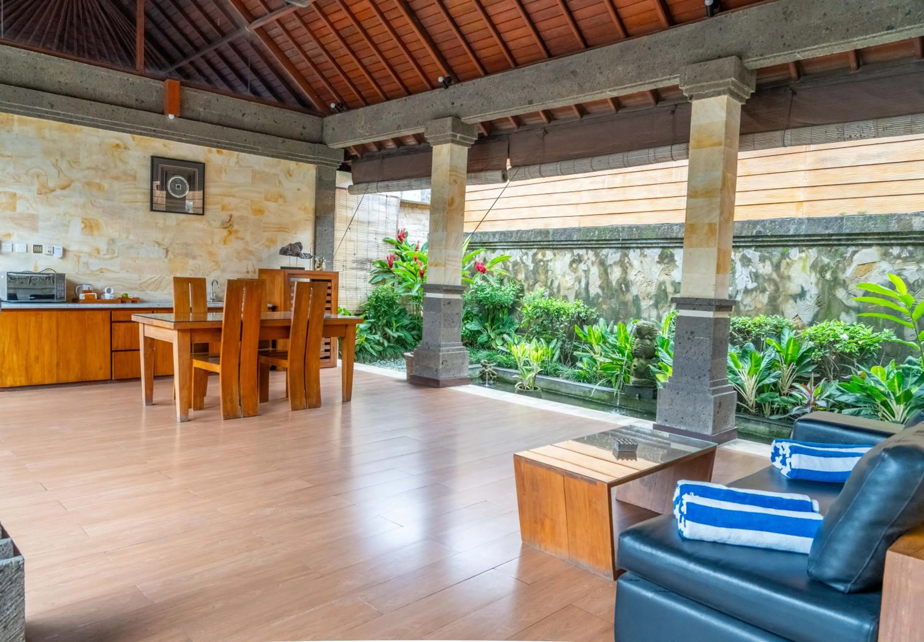 Garden in Bali Prime Villas Seminyak by Kanaya Hospitality