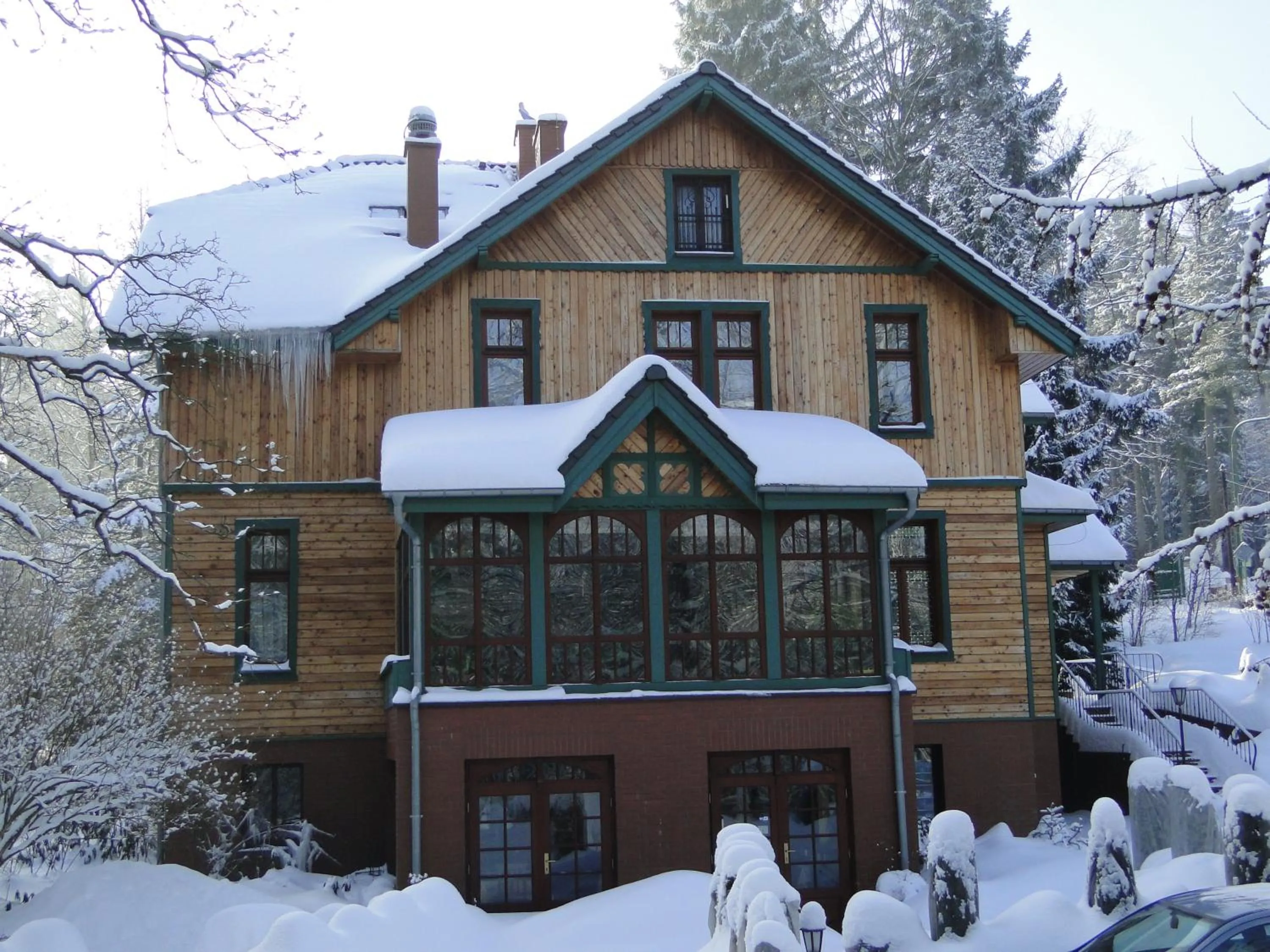 Property building in Hotel Magnes